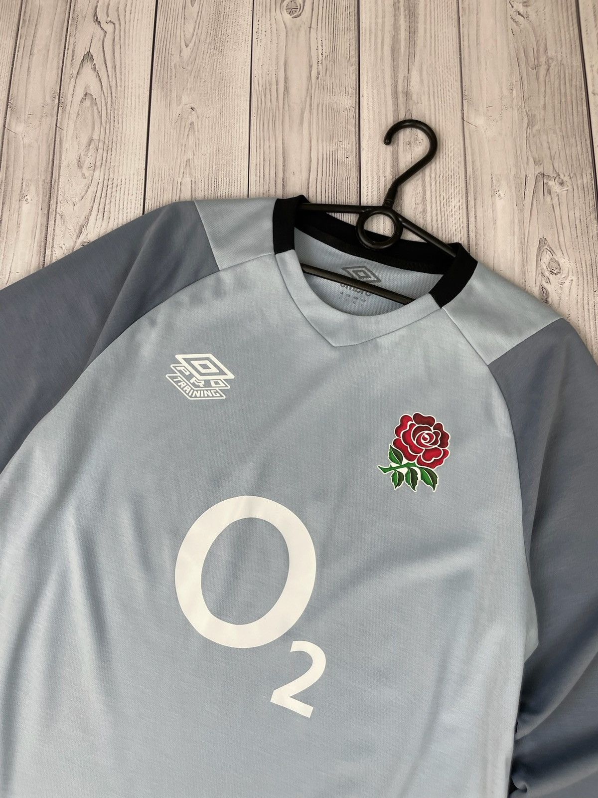Umbro Vintage umbro England rugby jersey size L blue long sleeve Size US L / EU 52-54 / 3 - 2 Thumbnail