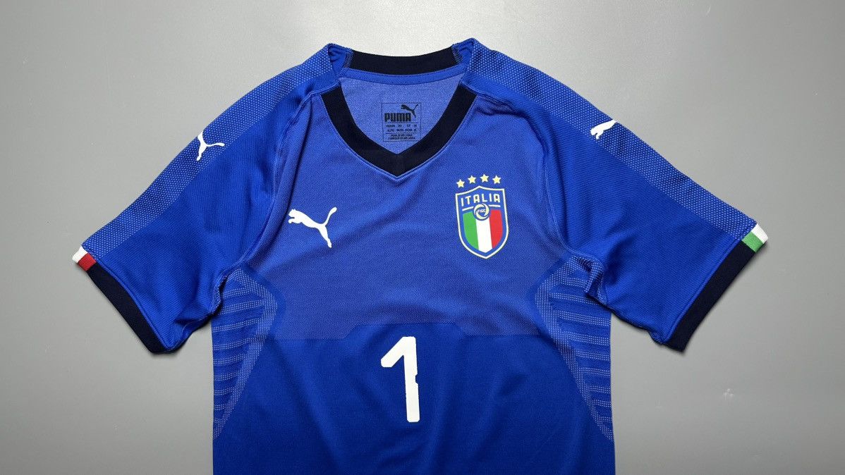 Puma ITALY PUMA 2018 WORLD CUP PLAYER ISSUE GK JERSEY #1 BUFFON Size US XL / EU 56 / 4 - 3 Thumbnail