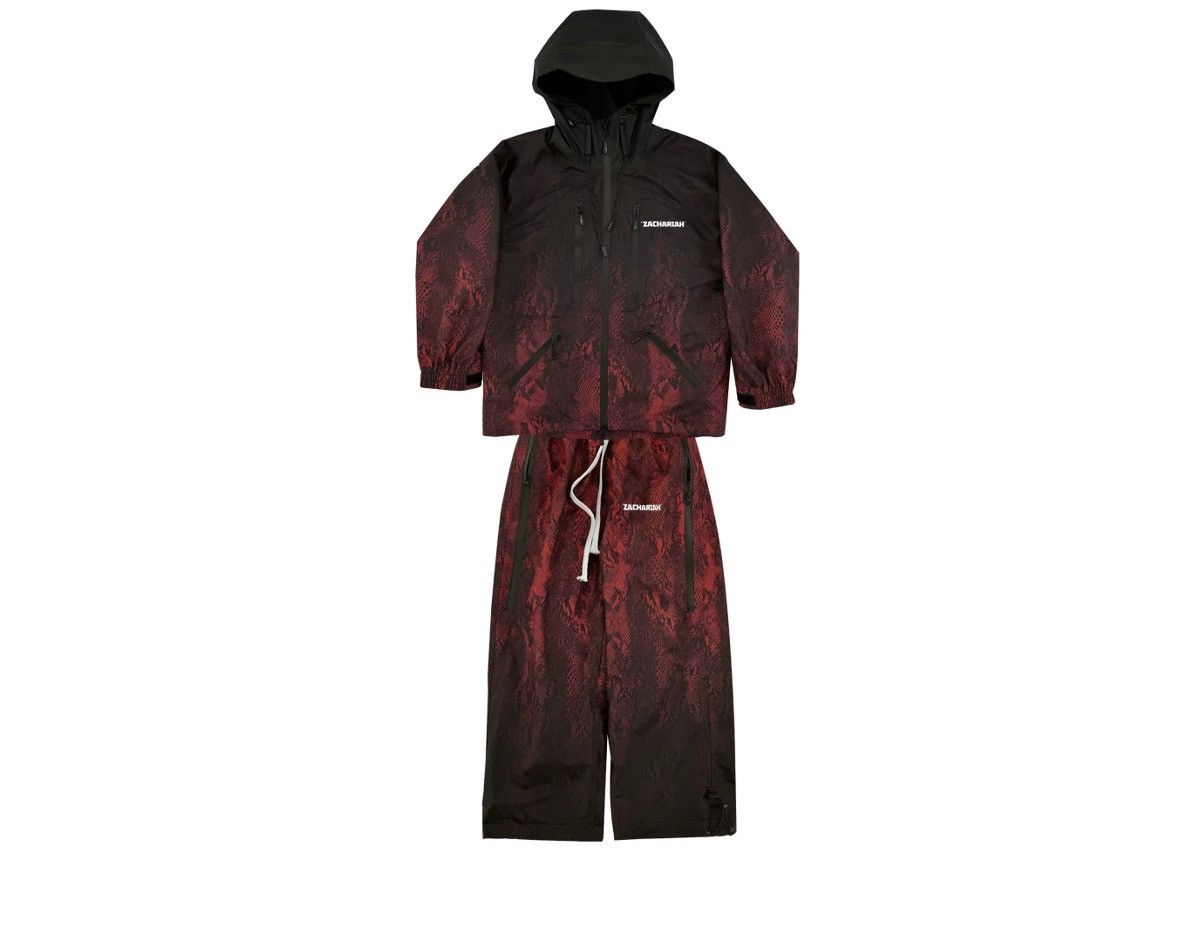 Other Red Scale Snake Pattern Outdoor Windproof Ski Suit Size US 32 / EU 48 - 1 Thumbnail