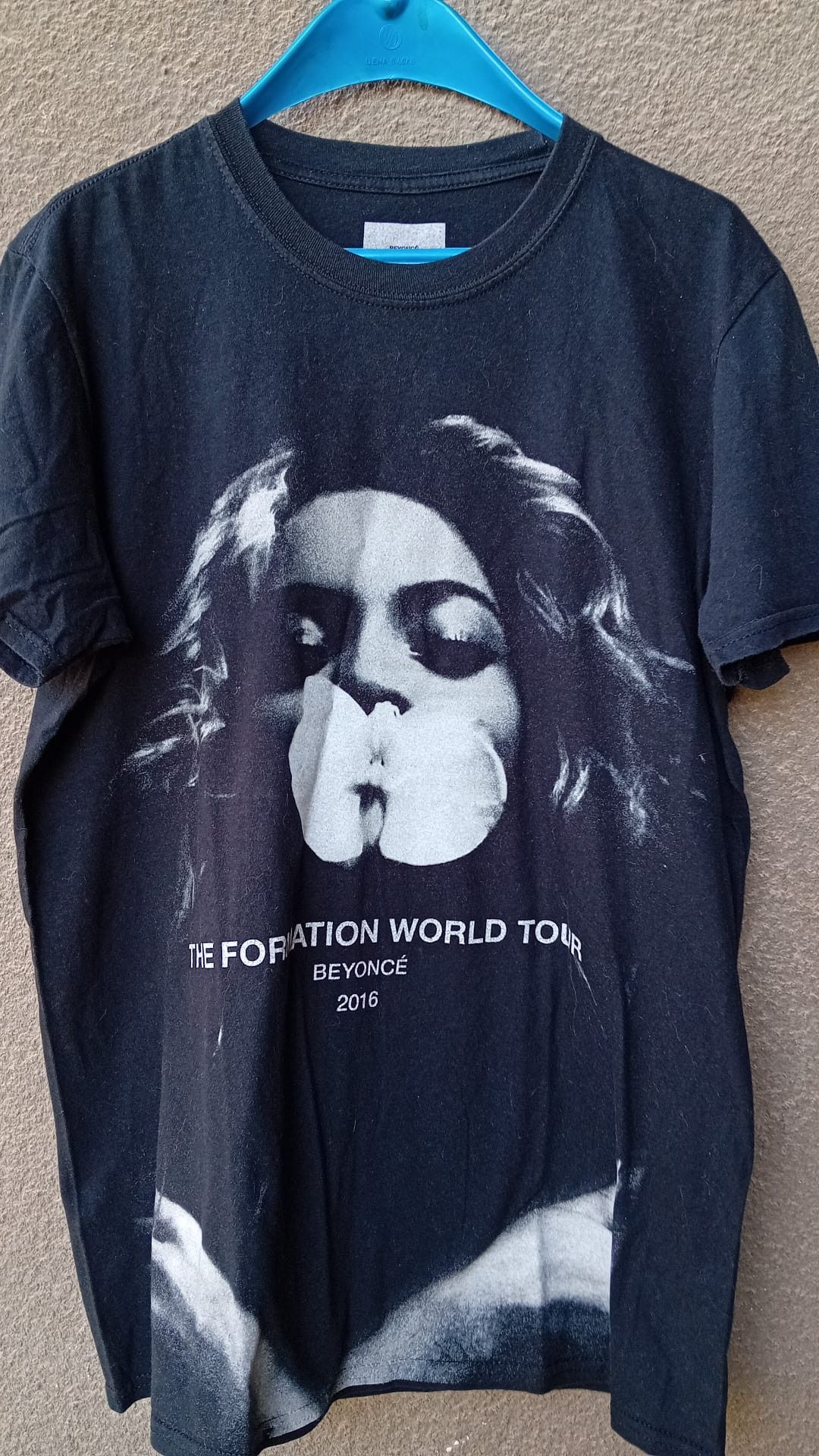 Band Tees × Beyonce Beyonce Formation World Tour 2016 Butterfly T-shirt sz M Size US M / EU 48-50 / 2 - 1 Thumbnail