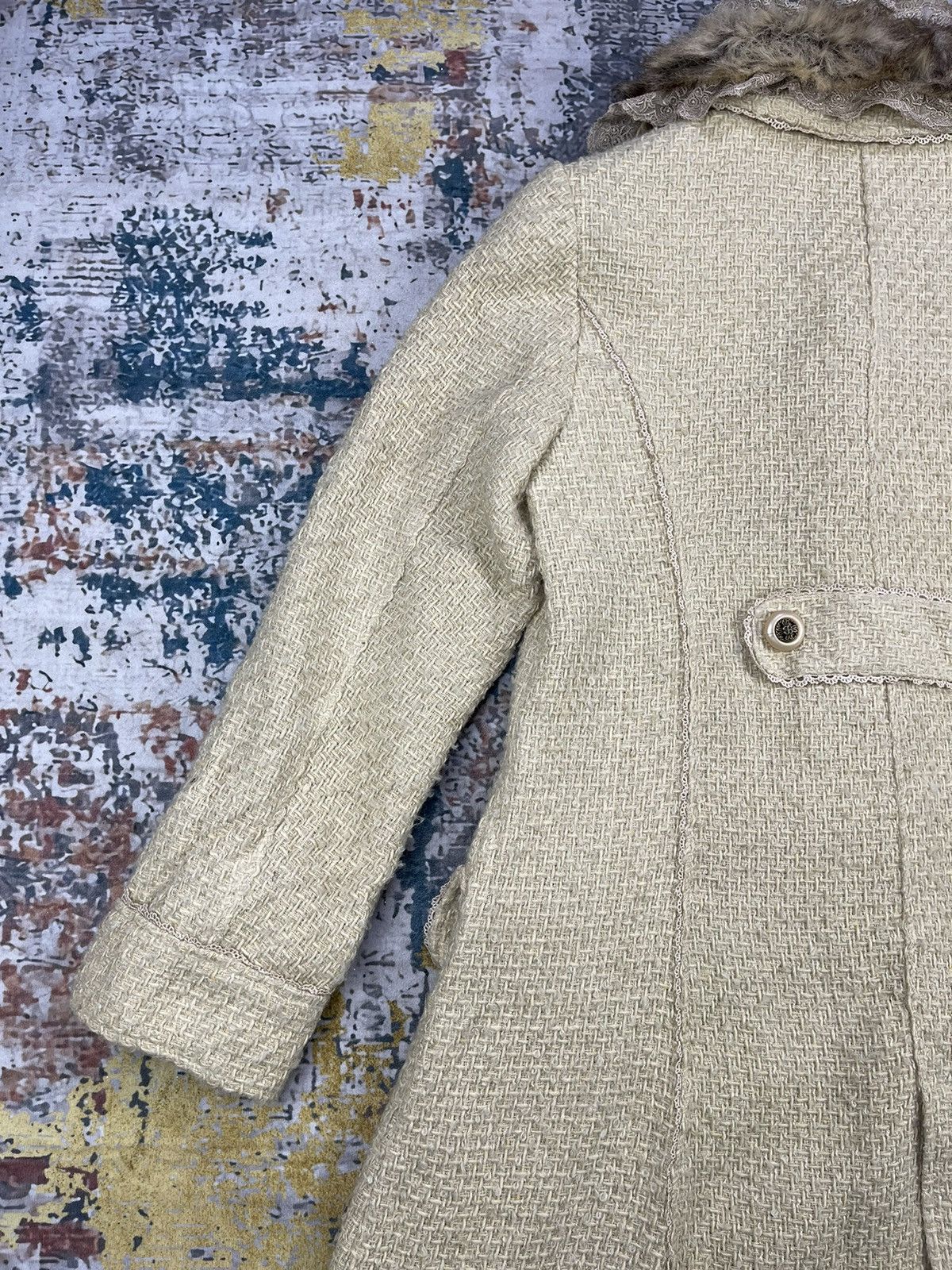 Japanese Brand Axes Femme Fur Collar Embroidered Tweed Coats Size L / US 10 / IT 46 - 7 Thumbnail