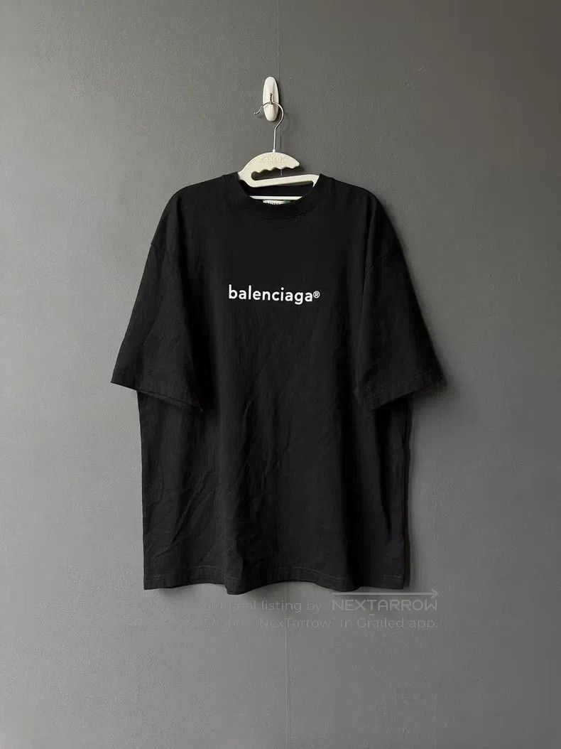 Balenciaga Balenciaga Black letter short sleeve Size US XXS / EU 40 - 1 Thumbnail