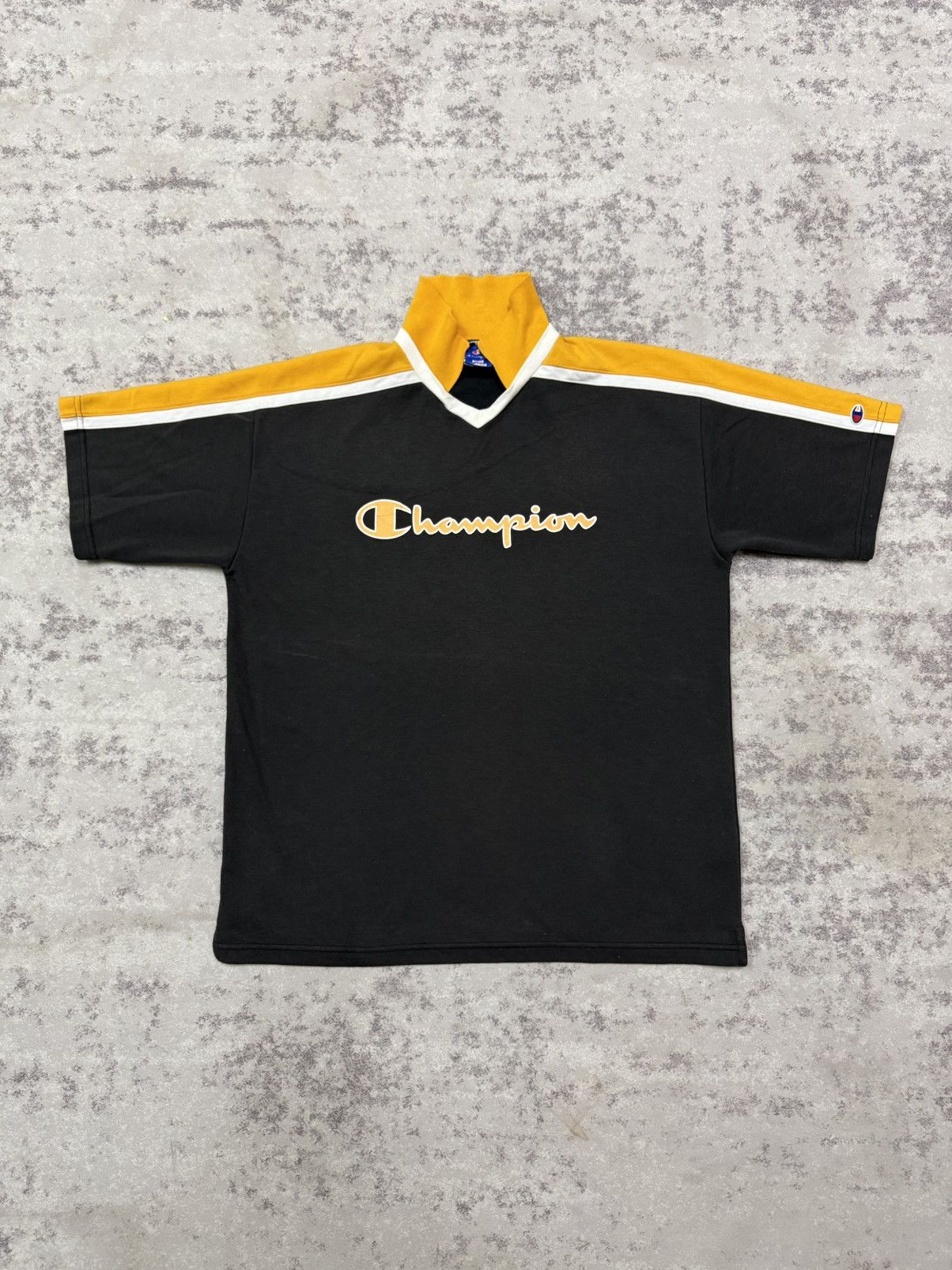 Champion Vintage Champion Spellout Logo Vneck Shortsleeve Tshirt Size US L / EU 52-54 / 3 - 3 Thumbnail
