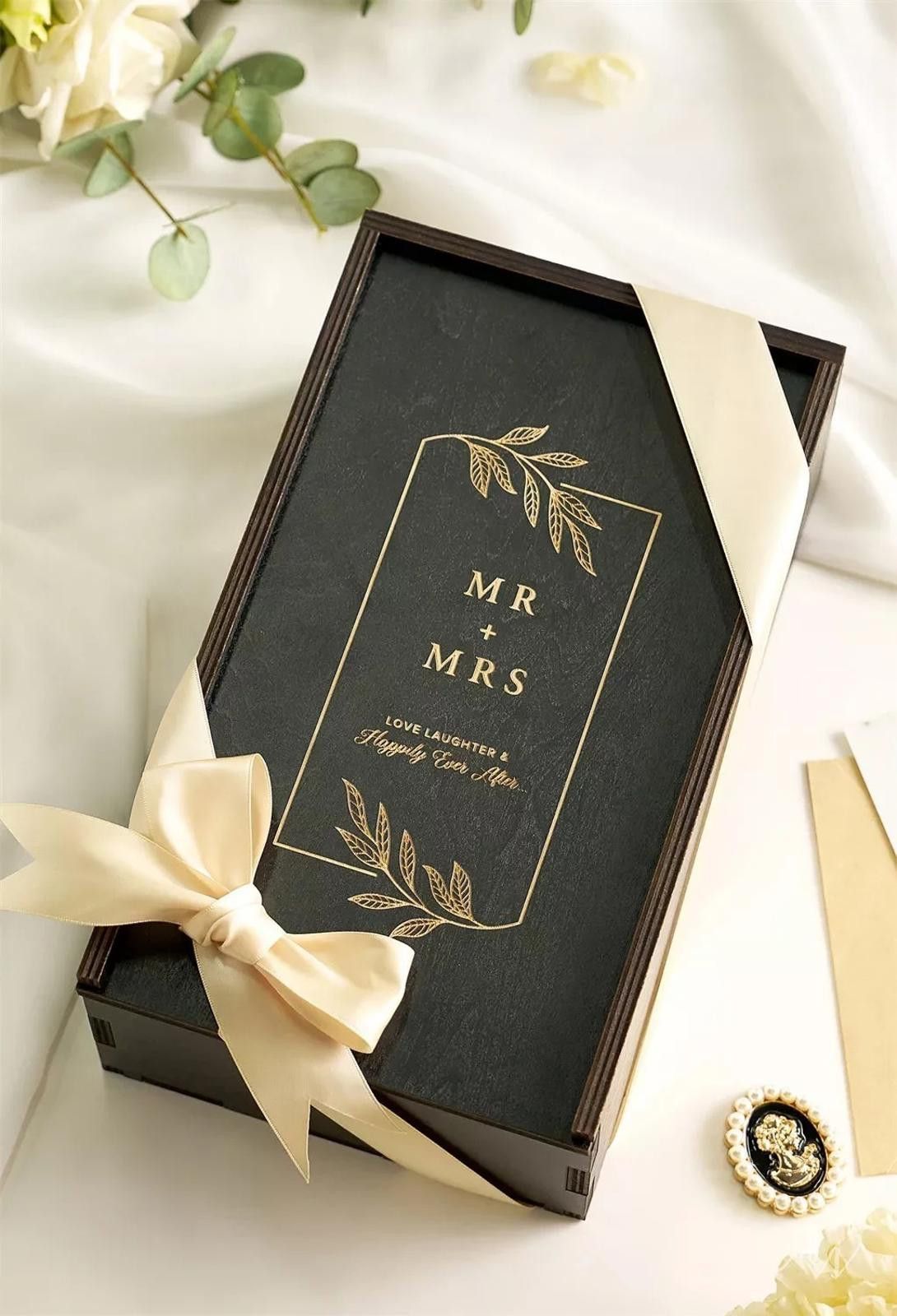 Other AW BRIDAL Mr. & Mrs. Champagne Flutes In Wooden Gift Box Size ONE SIZE - 2 Thumbnail
