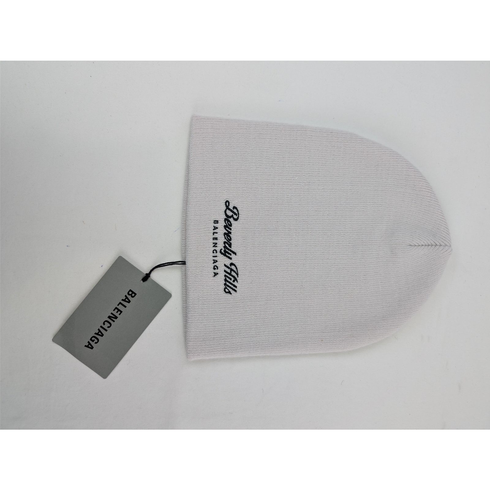 Balenciaga o1rshd1 Size: 2 / Beverly Hills Beanie Cap / Hat Off White Size ONE SIZE - 2 Thumbnail