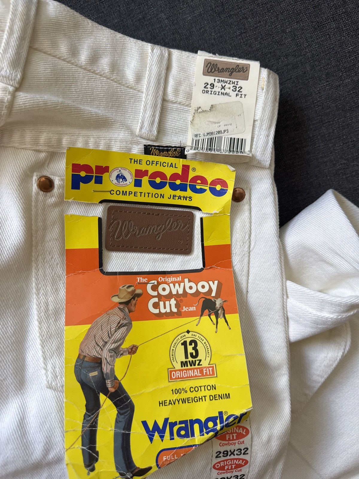 Wrangler Wrangler 13MWZ Pro Rodeo White Jeans NWT 29x32 USA Size US 29 - 1 Thumbnail
