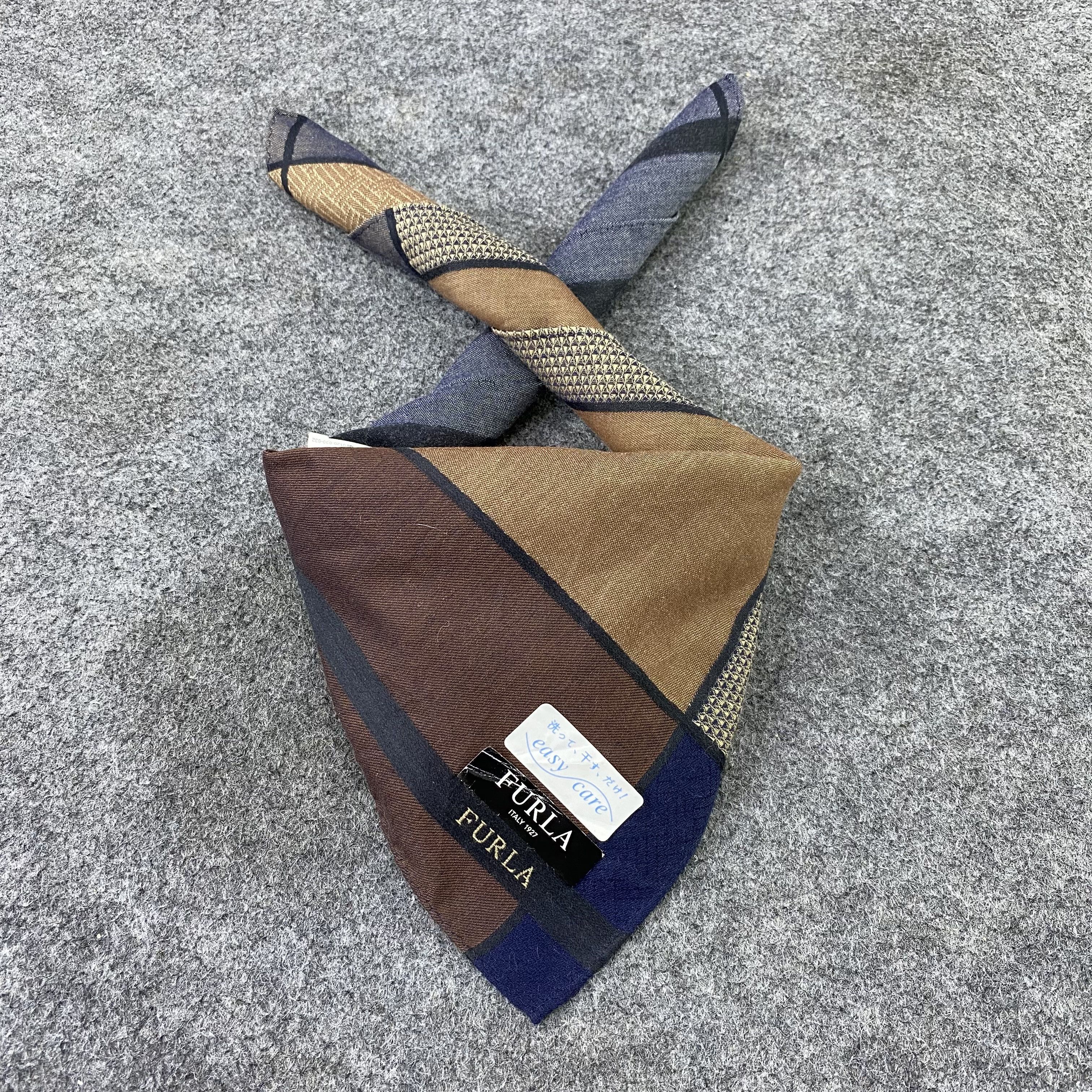 Furla FurlaHandkerchief / Bandana / Neckerchief-B888 Size ONE SIZE - 2 Thumbnail