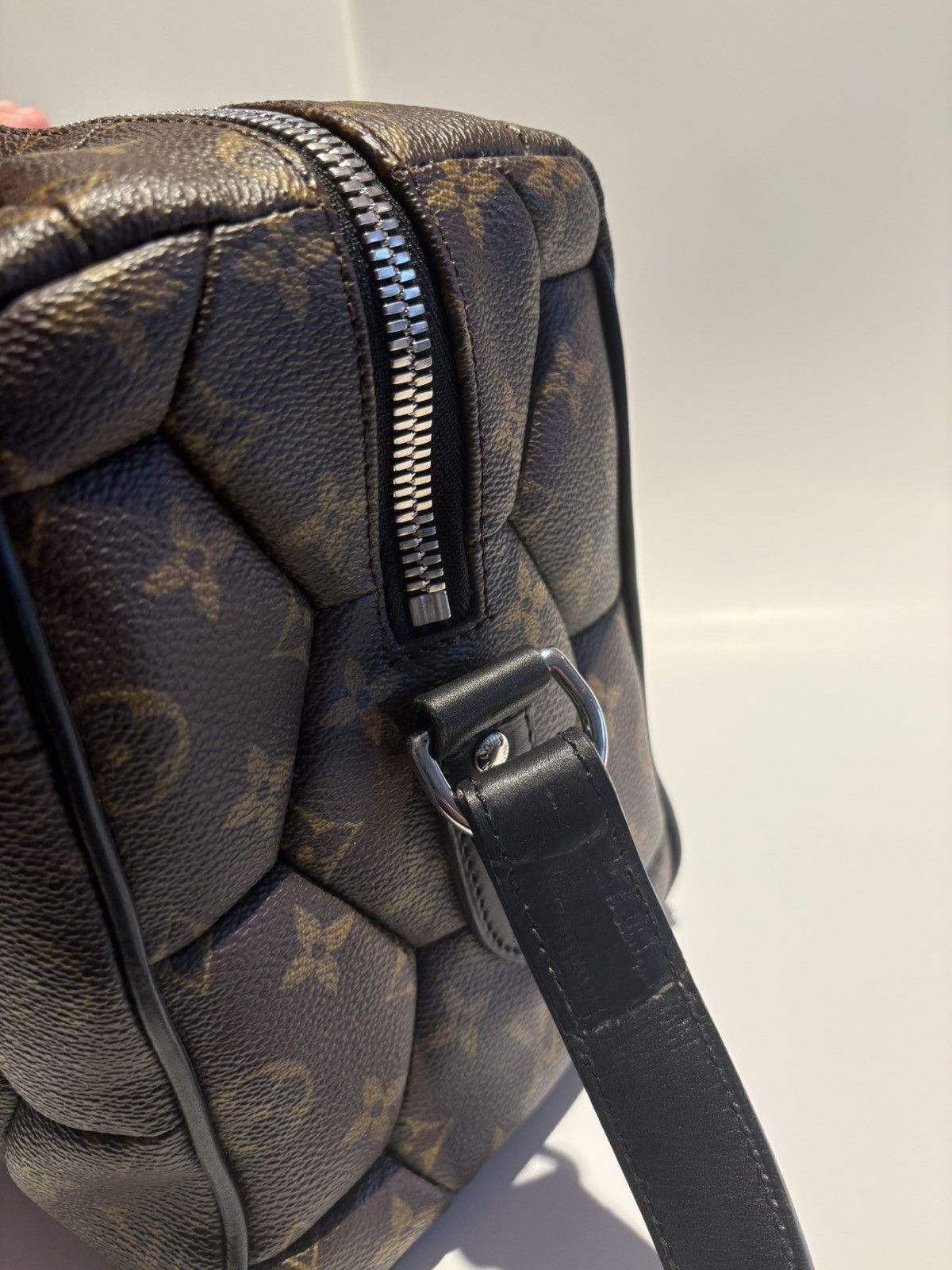 Louis Vuitton Louis Vuitton Hexagon Monogram Macassar Brown Quilted Bag Size ONE SIZE - 4 Thumbnail