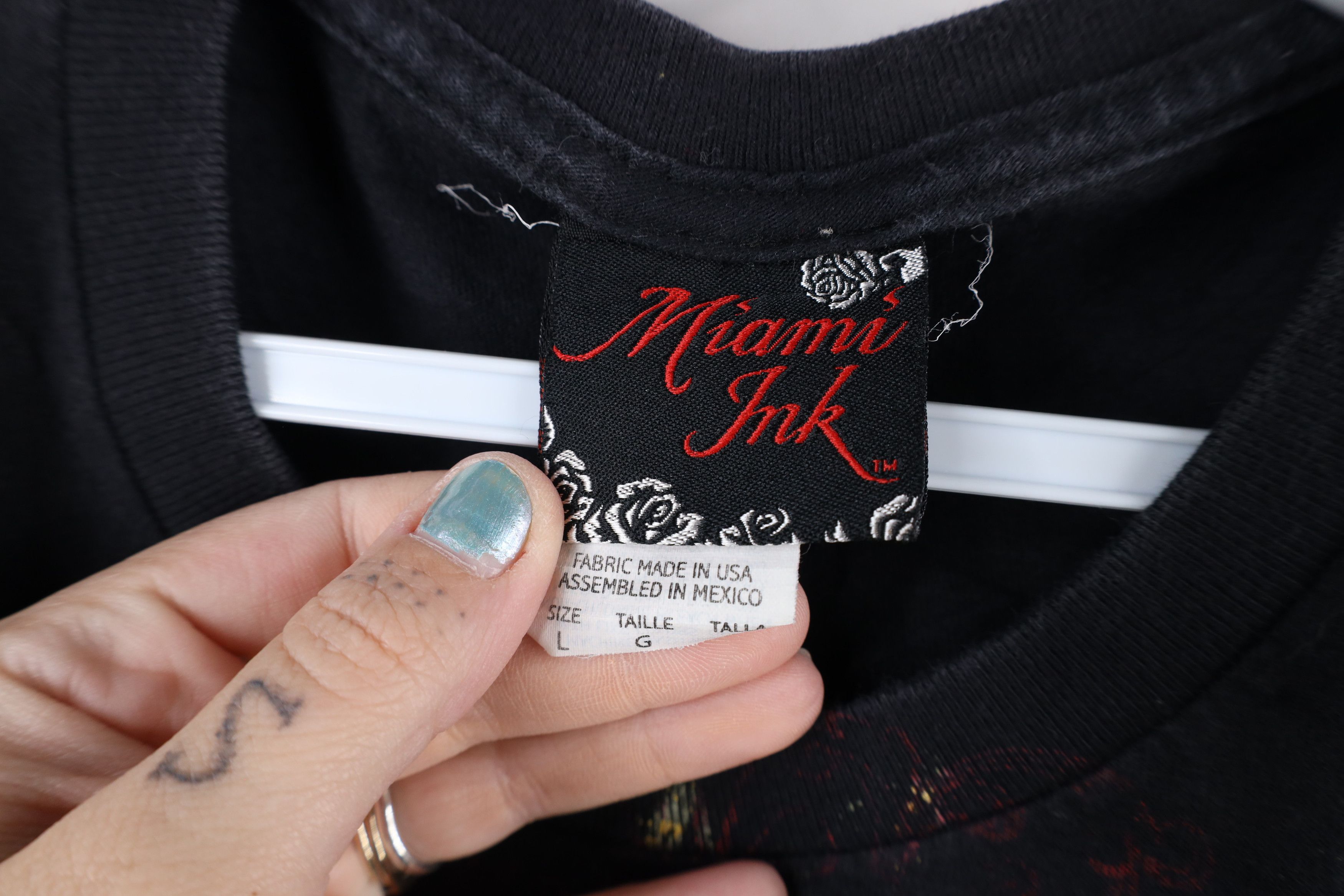 Vintage Vintage Y2K Miami Ink Cross MMA UFC Fighting T-Shirt Black Size US L / EU 52-54 / 3 - 6 Thumbnail