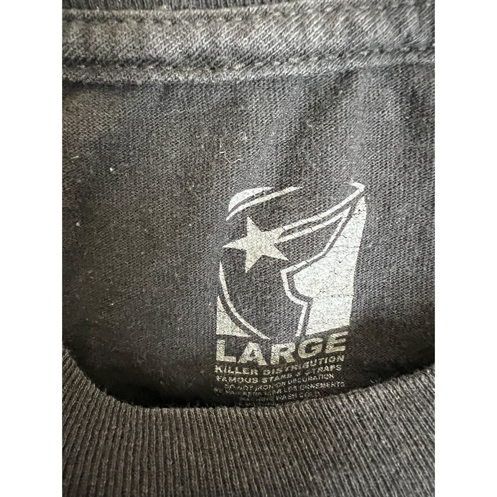Famous Stars And Straps Vintage Famous Starts And Straps T-Shirt Size Large Black Y2 Size US L / EU 52-54 / 3 - 5 Thumbnail