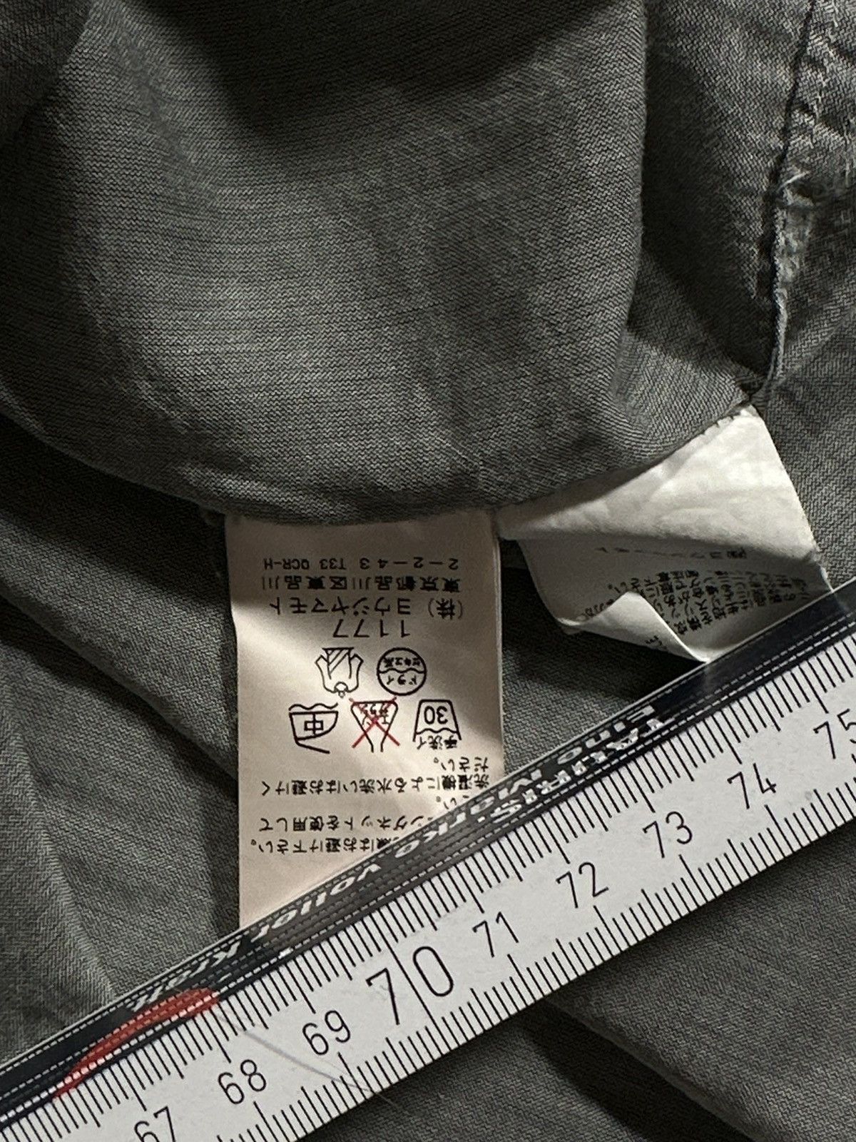Japanese Brand × Yohji Yamamoto Yohji Yamamoto Asymmetric Shirt Distressed Japanese Classic Size US L / EU 52-54 / 3 - 11 Thumbnail