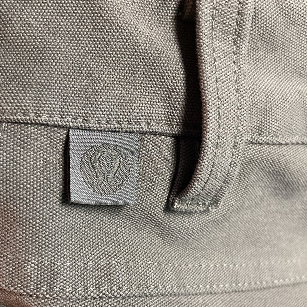 Lululemon Lululemon Mens Size 31 ABC Slim-Fit 5 Pocket Pant Army Green Size US 31 - 3 Thumbnail