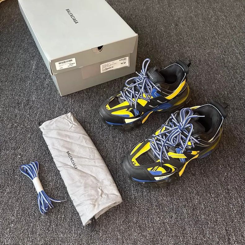 Balenciaga Balenciaga Dad Shoes 2502-Nextarrow Size US 9 / EU 42 - 1 Thumbnail