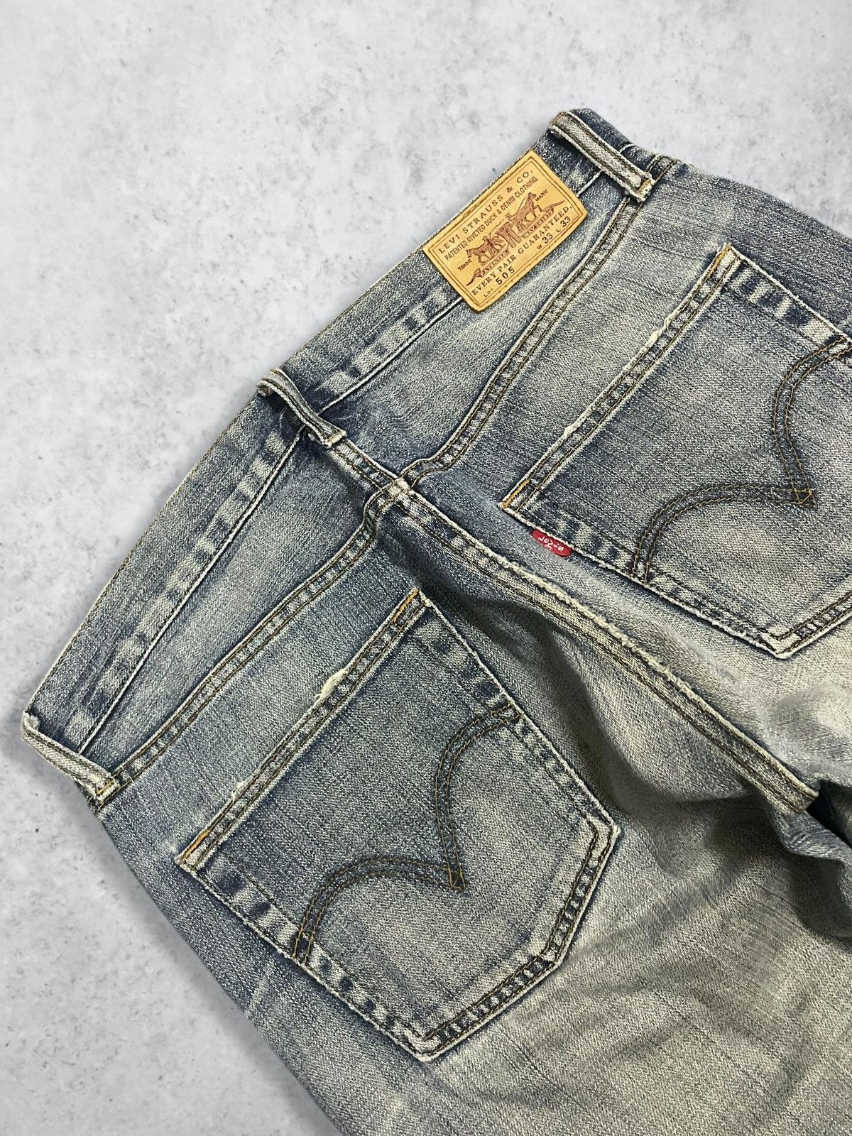 Levi's Vintage Y2K Levi’s 505 Sandwash Distressed Baggy Jeans #3072 Size US 33 - 9 Thumbnail