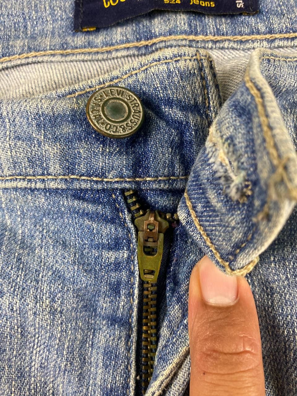 Levi's vintage levis 524 too superlow short denim Size US 38 / EU 54 - 12 Thumbnail