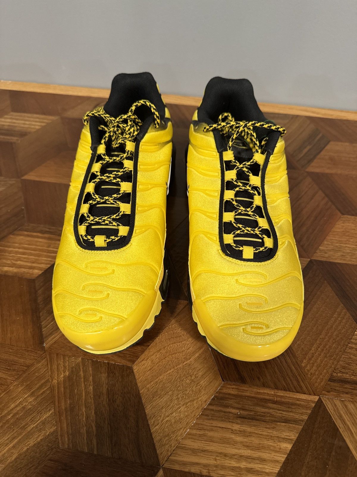 Nike Air Max Plus Size US 10 / EU 43 - 5 Thumbnail