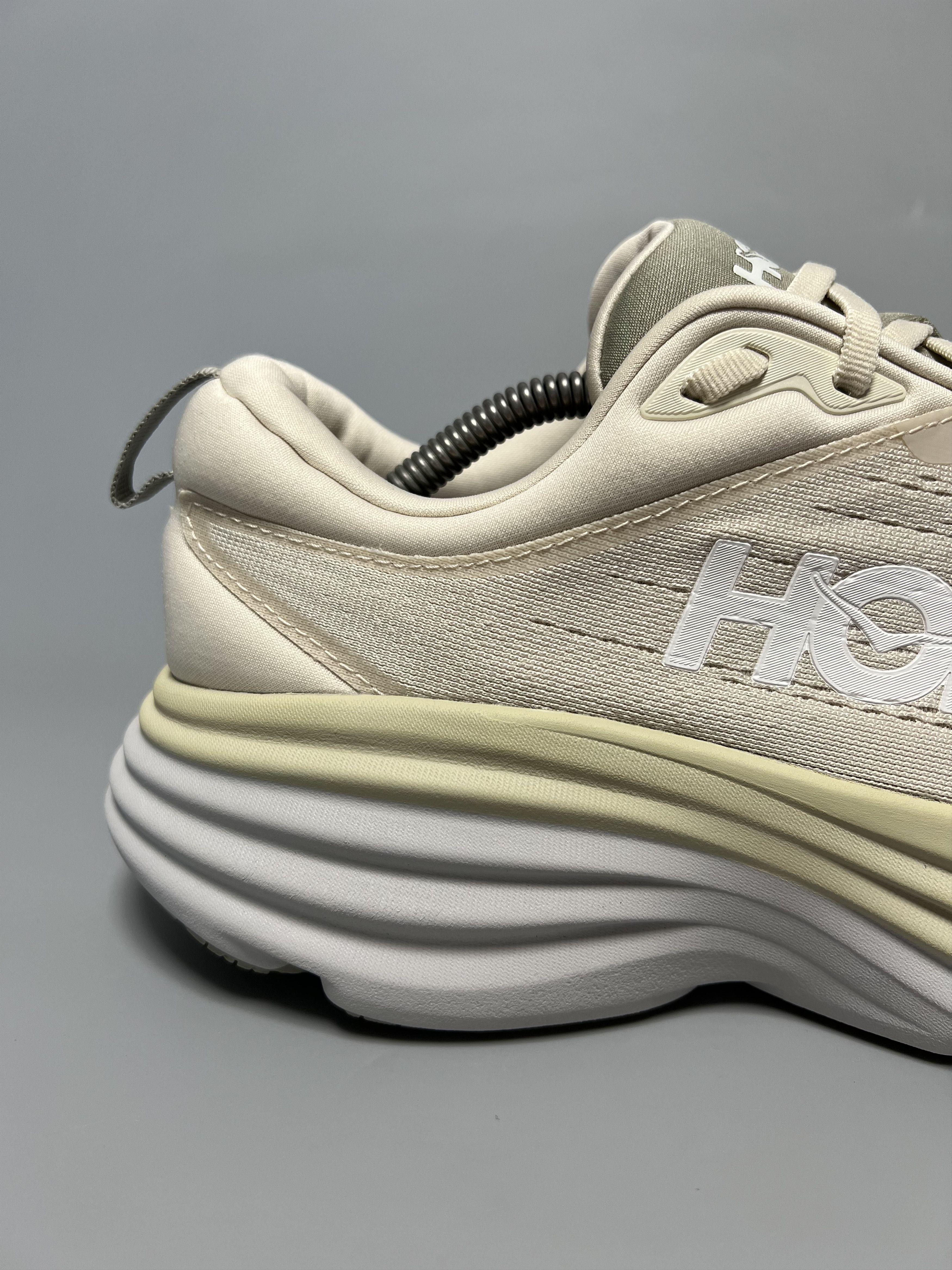 Hoka 9.5 EE Hoka One One Bondi 8 Wide Running Shoes Gym Walking Size US 9.5 / EU 42-43 - 12 Thumbnail