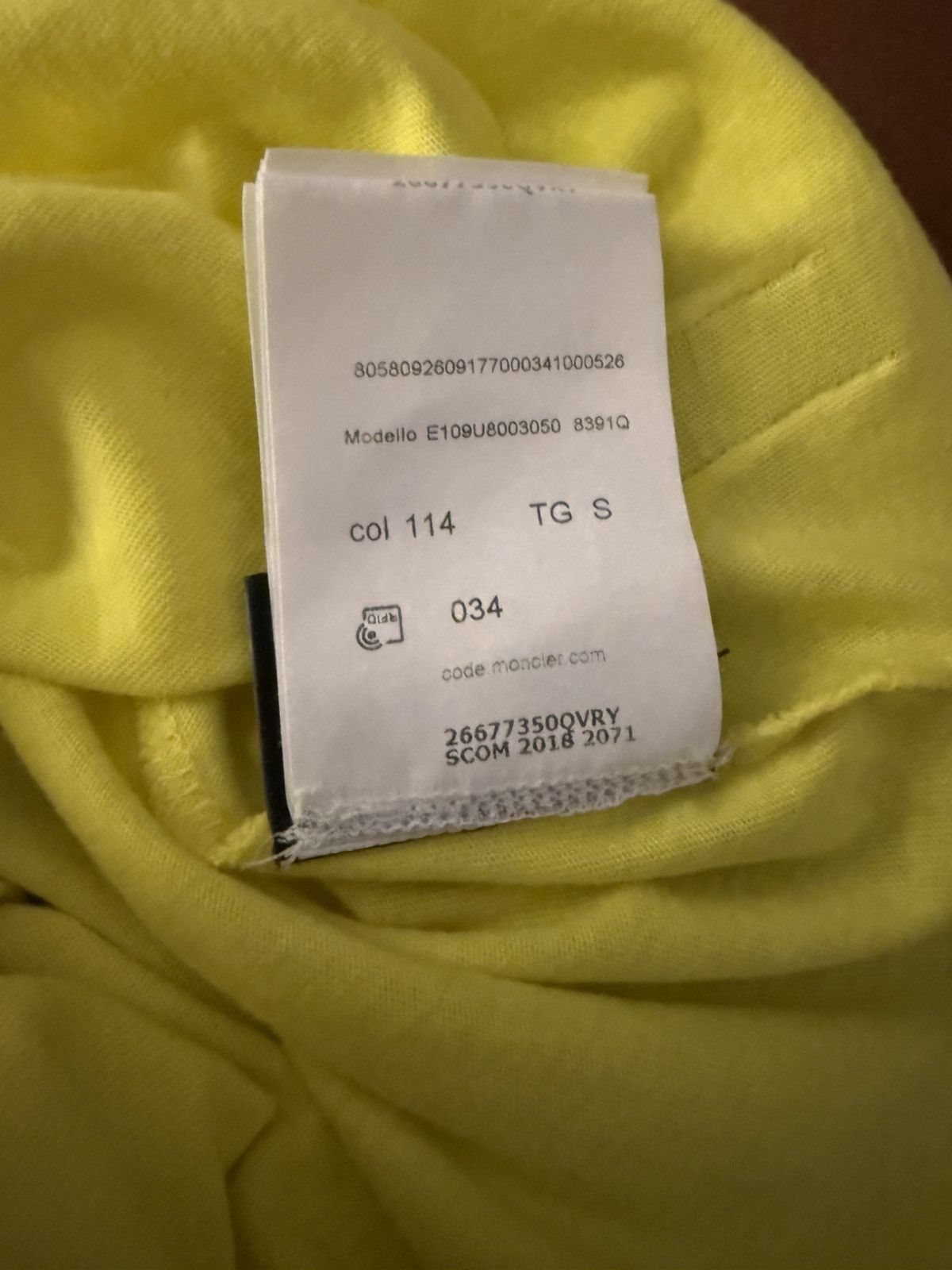 Moncler Moncler Yellow Fragment T Shirt Size US S / EU 44-46 / 1 - 9 Thumbnail