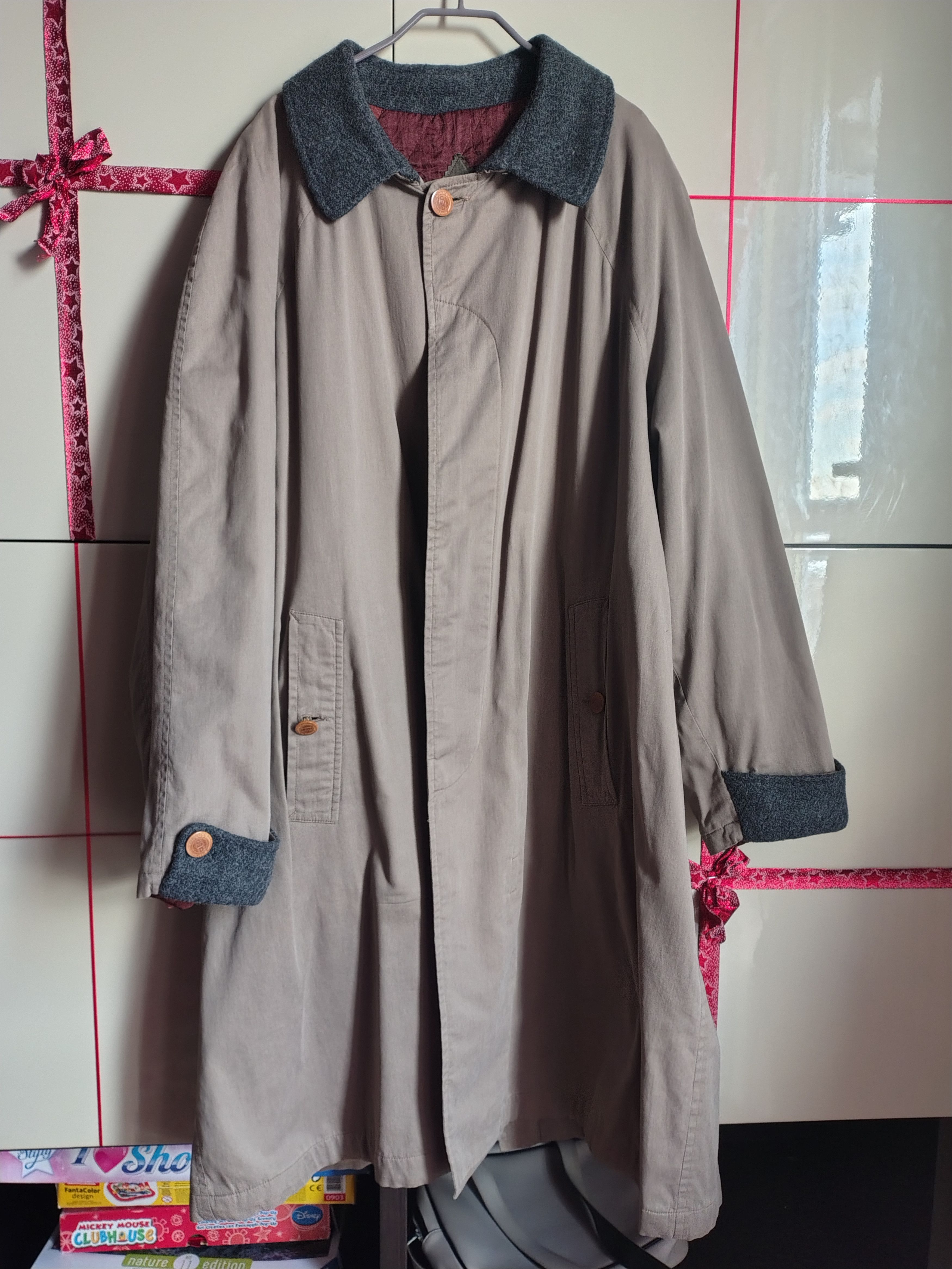Valentino Vintage Valentino Trench Coat Made In Italy Size US XL / EU 56 / 4 - 1 Thumbnail