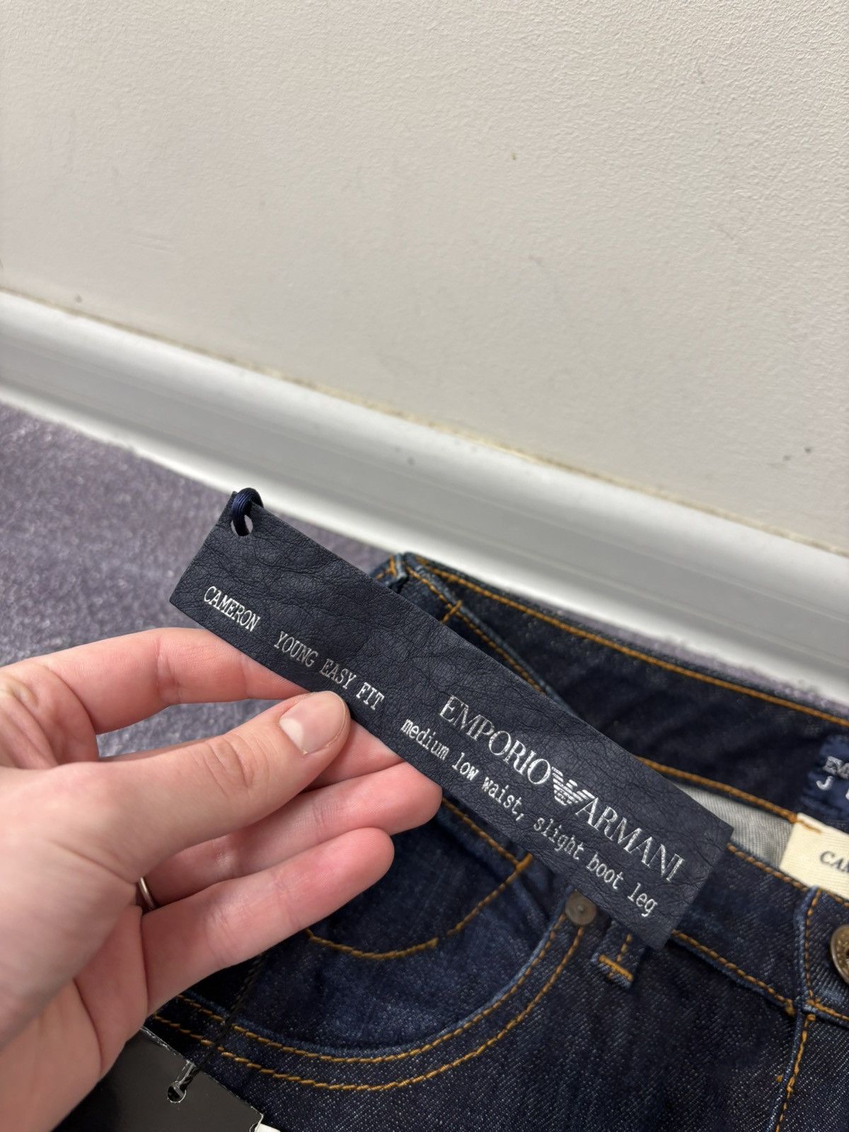 Emporio Armani Emporio Armani Cameron NWT Women’s Navy Blue Denim Jeans Size 25" / US 0 / IT 36 - 10 Thumbnail