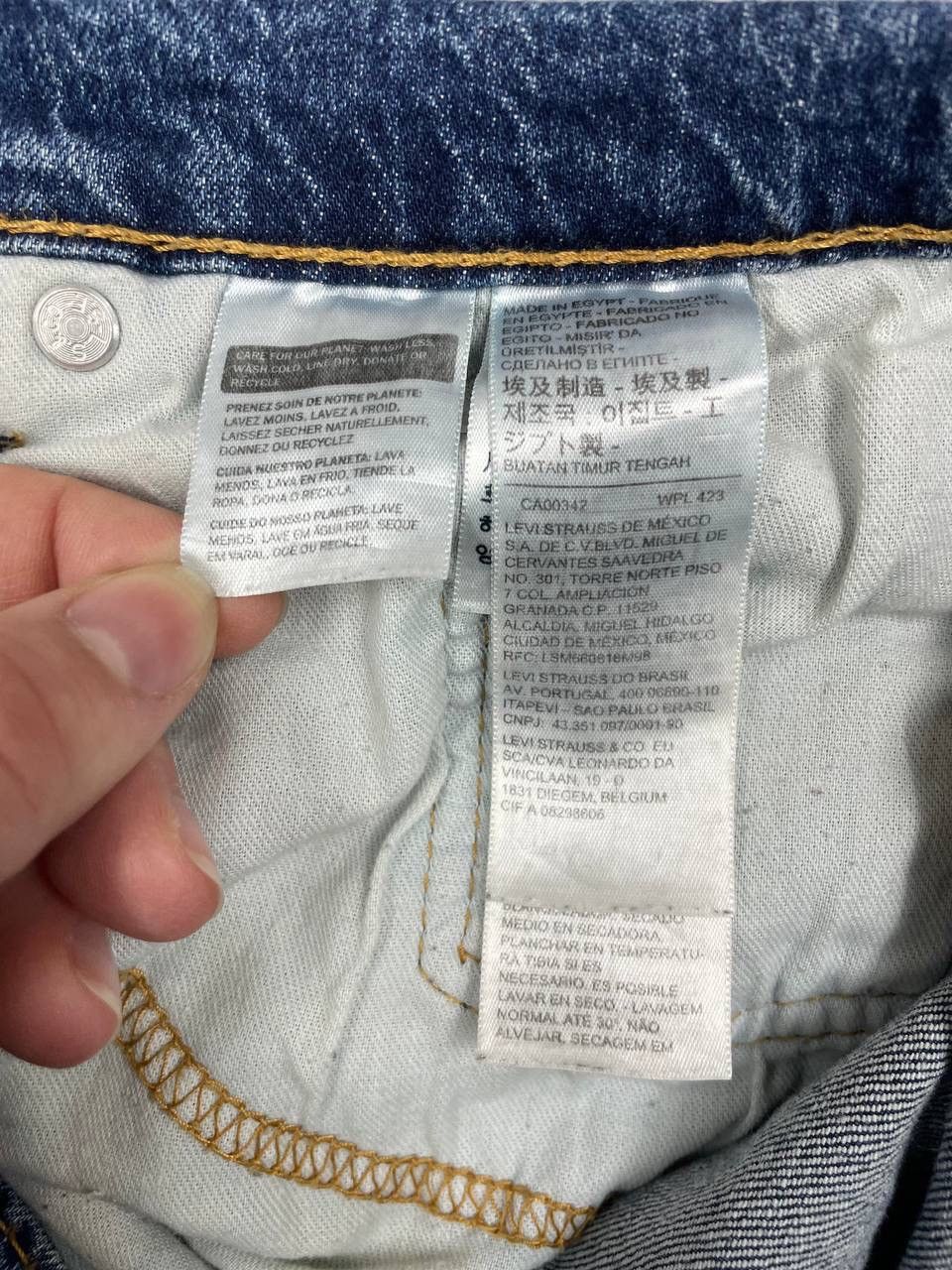 Levi's Levi's 501 Men Vintage Denim Jeans Straight Fit Blue SizeW34 Size US 34 / EU 50 - 7 Thumbnail