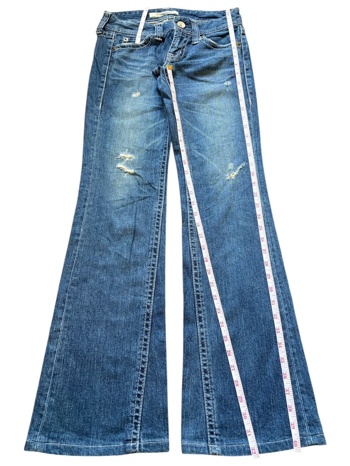Uniqlo Vintage Japanese Uniqlo Distress Low Rise Flare Jeans Size 28" / US 6 / IT 42 - 8 Thumbnail