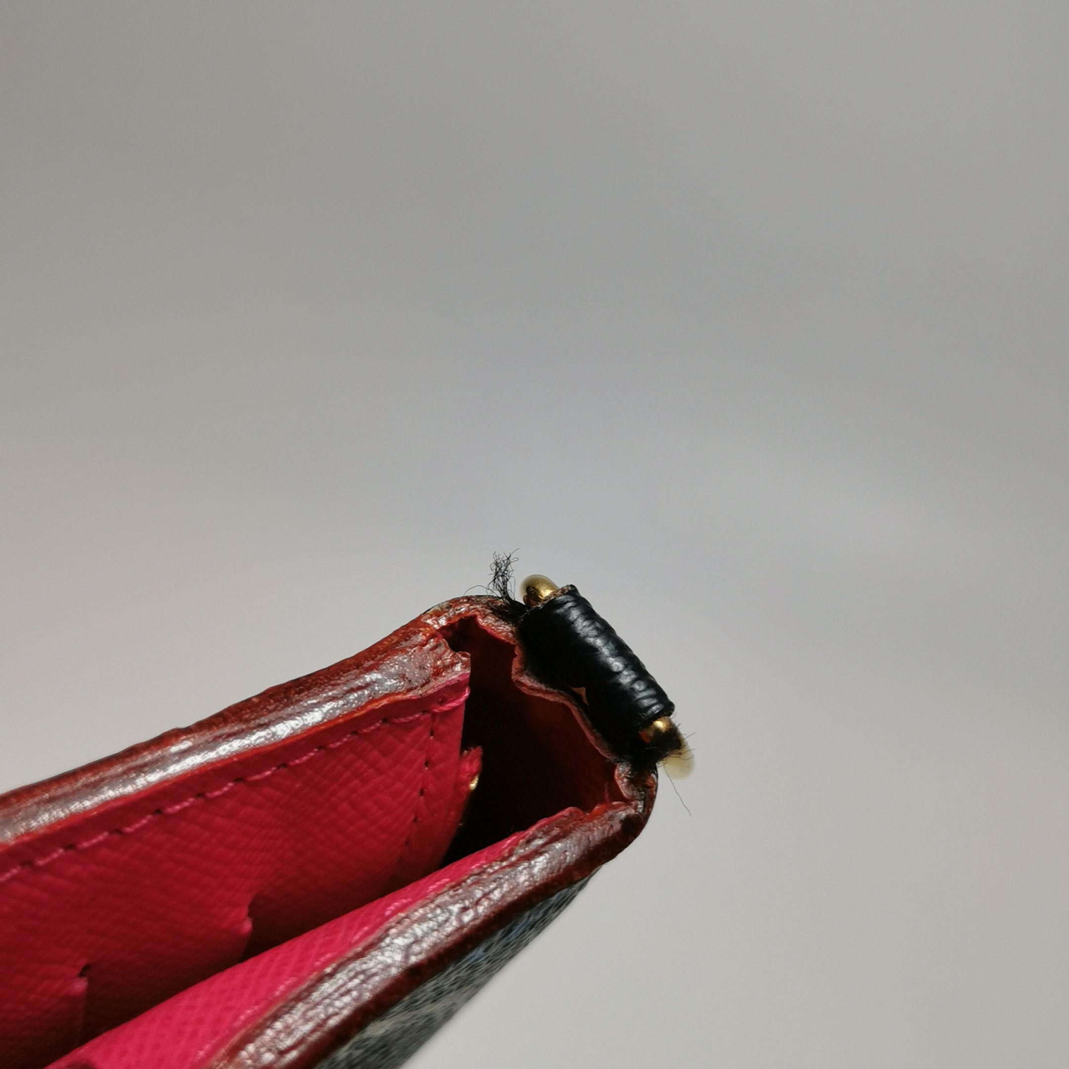 Louis Vuitton Louis Vuitton (LV) Insolite black tricolor zipper clutch -y Size ONE SIZE - 7 Thumbnail