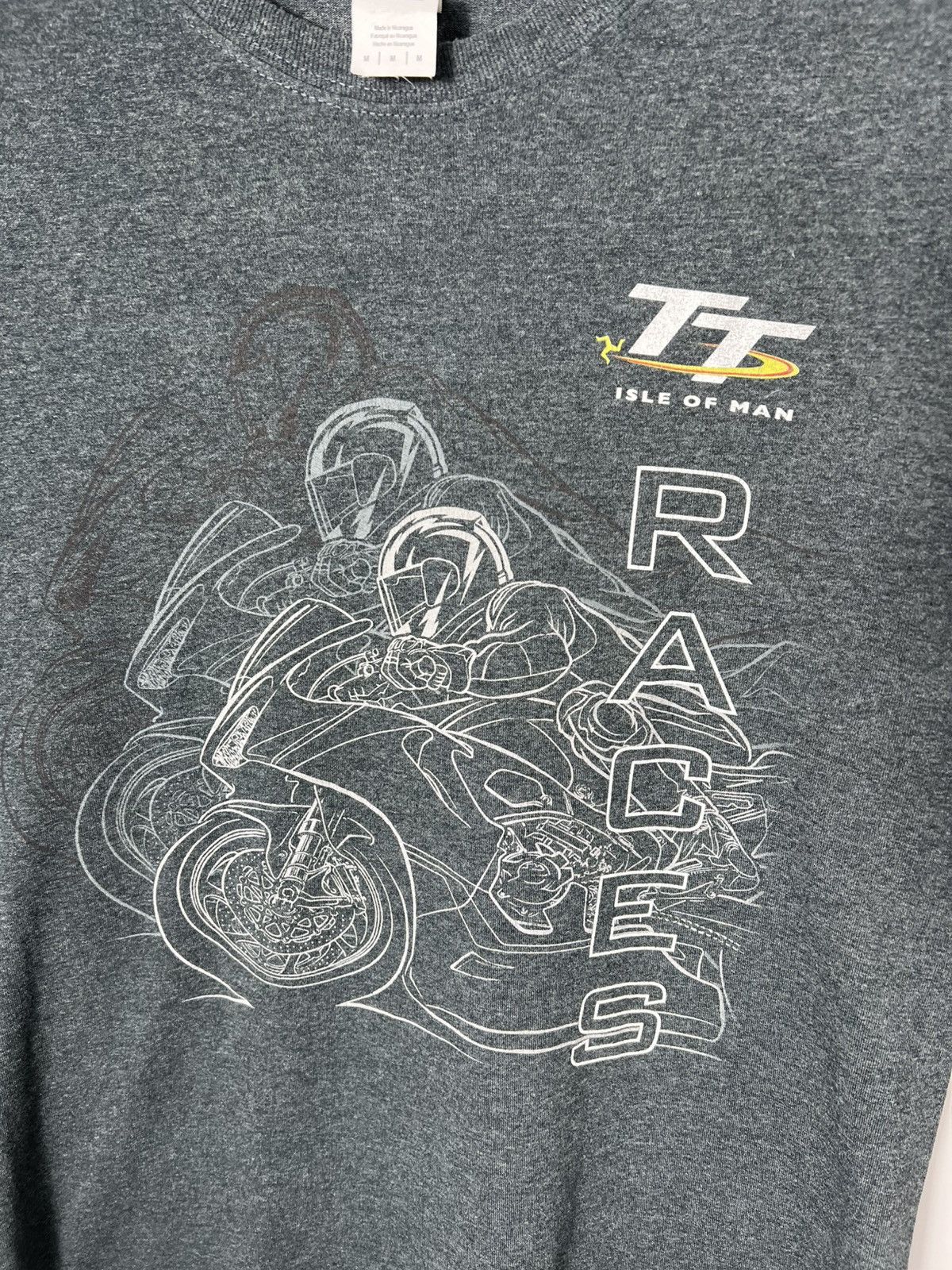 Vintage Vintage streetwear Racing Isle Of Man Moto T-shirt Size US M / EU 48-50 / 2 - 2 Thumbnail