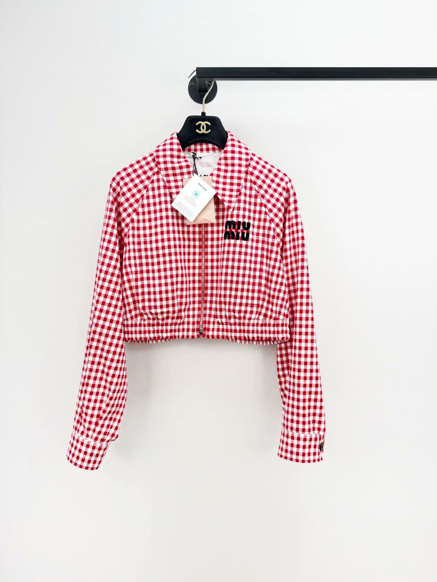 Miu Miu miu miu red and white checkered jacket Size US M / EU 48-50 / 2 - 1 Thumbnail
