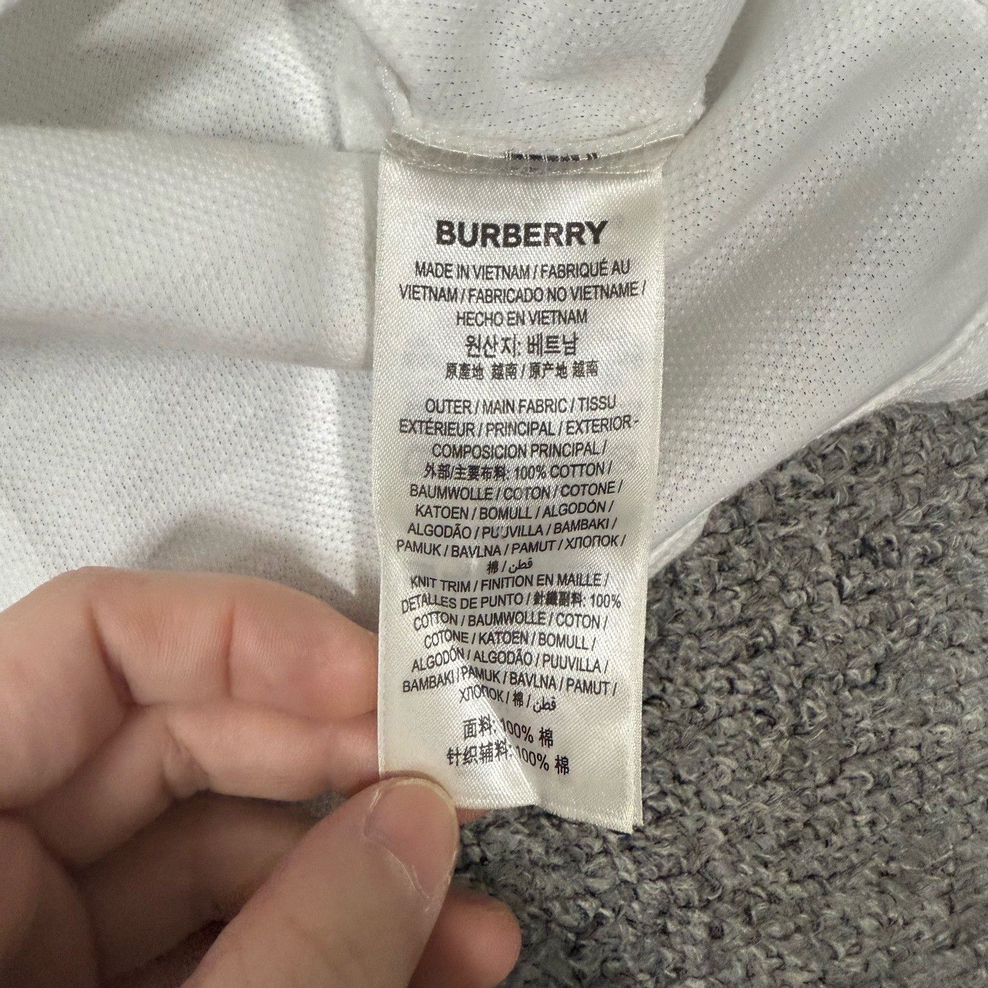 Burberry Burberry White Metal Buckle Short Sleeve Polo Size US XL / EU 56 / 4 - 4 Thumbnail