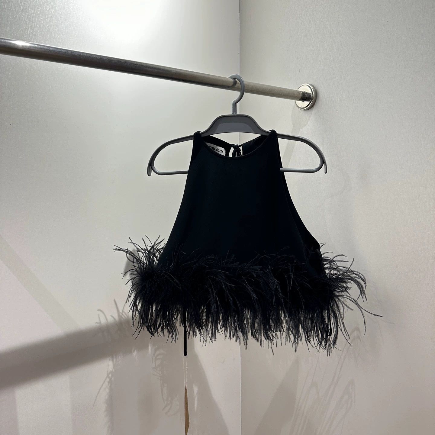Miu Miu MIU MIU Solid Feather Sleeveless Vest 42 viscose may429 Size M / US 6-8 / IT 42-44 - 1 Thumbnail
