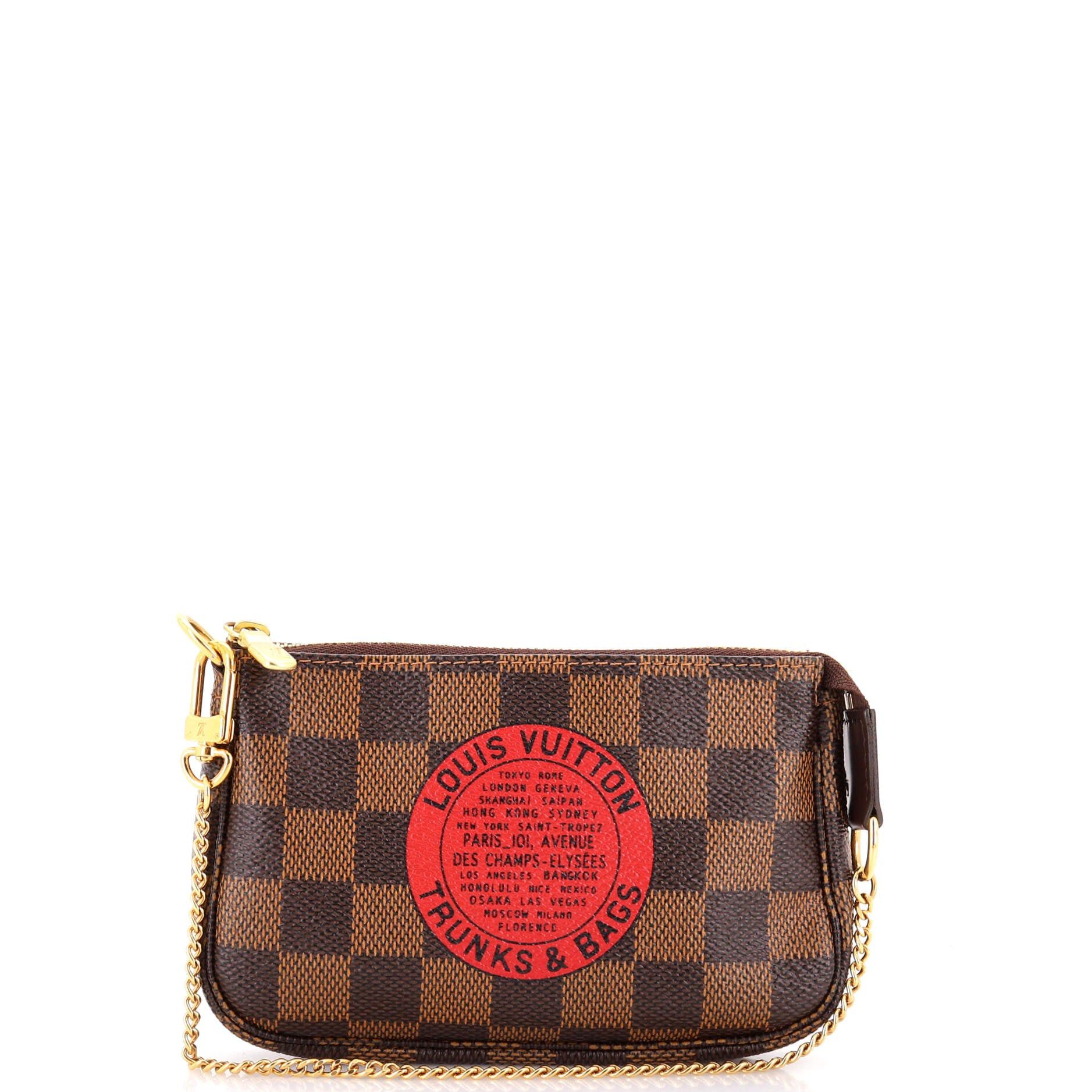Louis Vuitton Pochette Accessoires Size ONE SIZE - 1 Thumbnail
