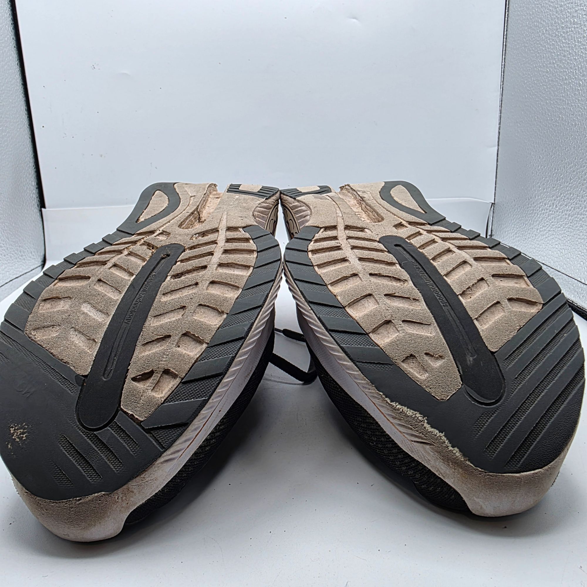 Saucony Saucony Endorphin Shift 3 Mens Size 9.5 Black Goldstruck Sho Size US 9.5 / EU 42-43 - 10 Thumbnail