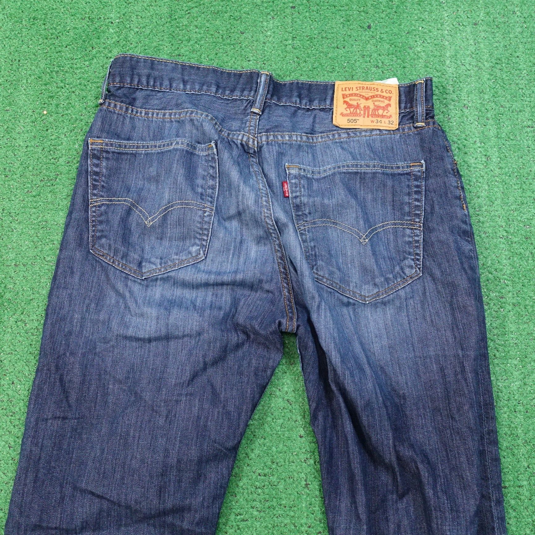 Levi's VINTAGE Levi's Jeans Straight Fit Dark Blue Cotton Mens Size 34x32 Size US 34 / EU 50 - 5 Thumbnail