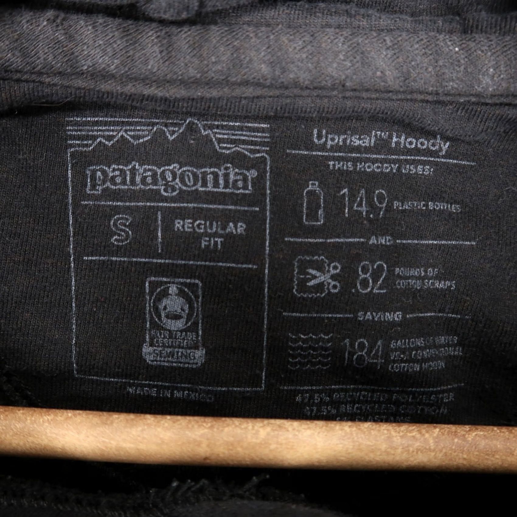 Patagonia Patagonia Hoodie Womens S Black Pullover Logo P-6 Graphic - Size S / US 4 / IT 40 - 7 Thumbnail