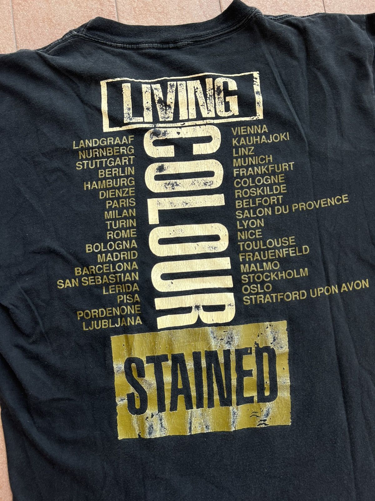 Band Tees × Vintage VINTAGE 1990s STAINED LIVING COLOUR TOUR TEE Size US M / EU 48-50 / 2 - 8 Thumbnail