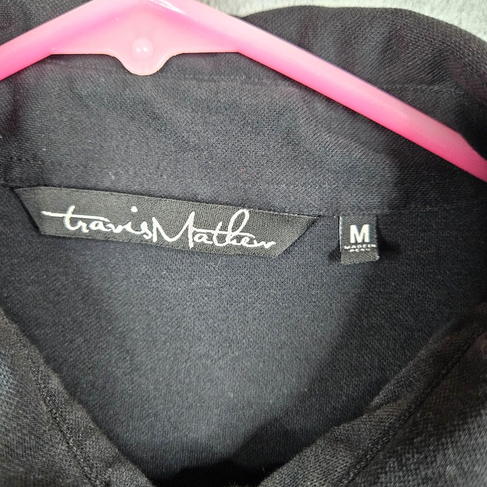 TravisMathew Travis Mathew Shirt Mens M Black Mne Button Short Sleeve Polo Size Size US M / EU 48-50 / 2 - 3 Thumbnail