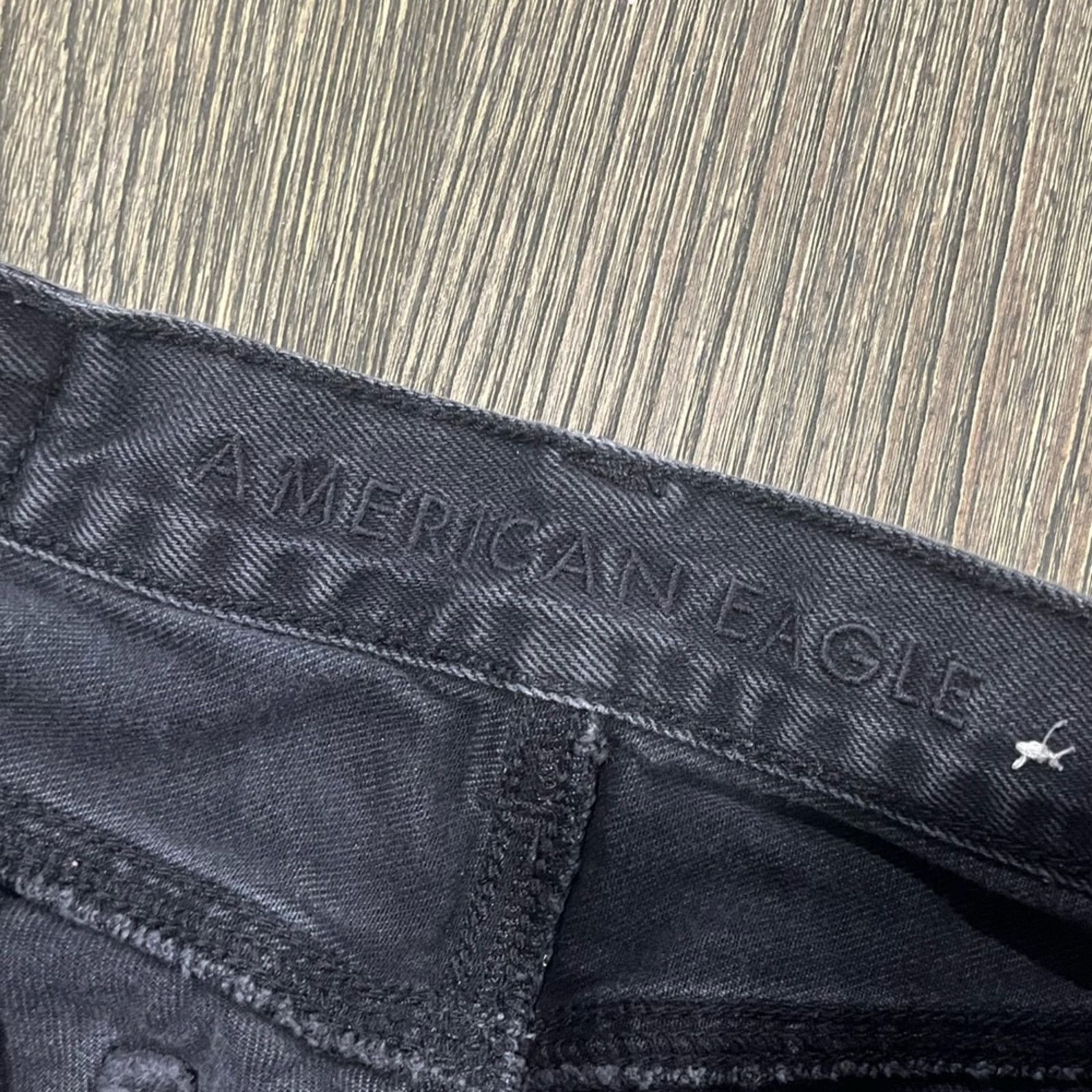 American Eagle Outfitters American Eagle Jean Shorts High Rise Frayed Hem Black Size 0 Size 25" / US 0 / IT 36 - 5 Thumbnail