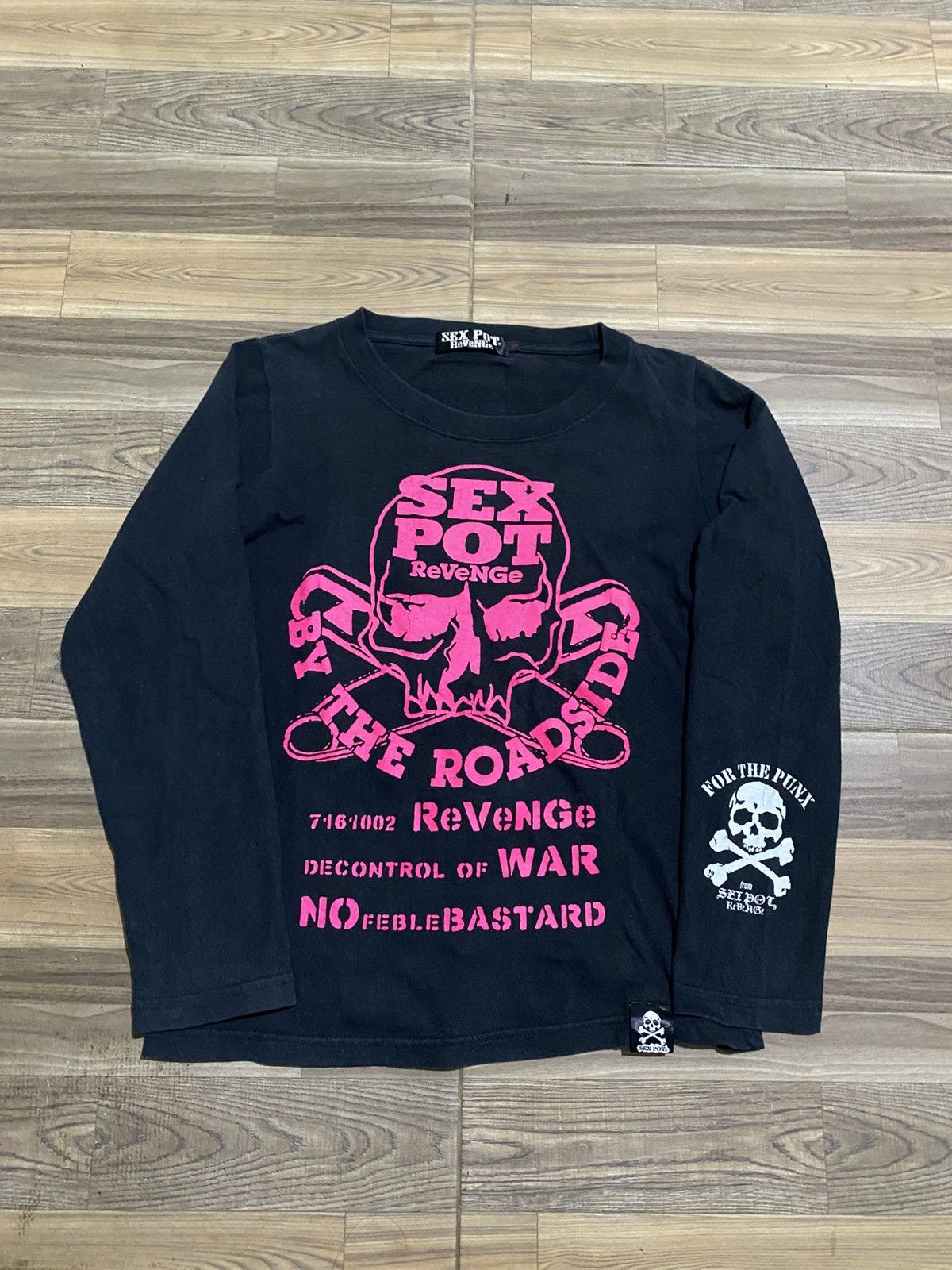 Le Grande Bleu (L.G.B.) LGB Skull Cross | Grailed
