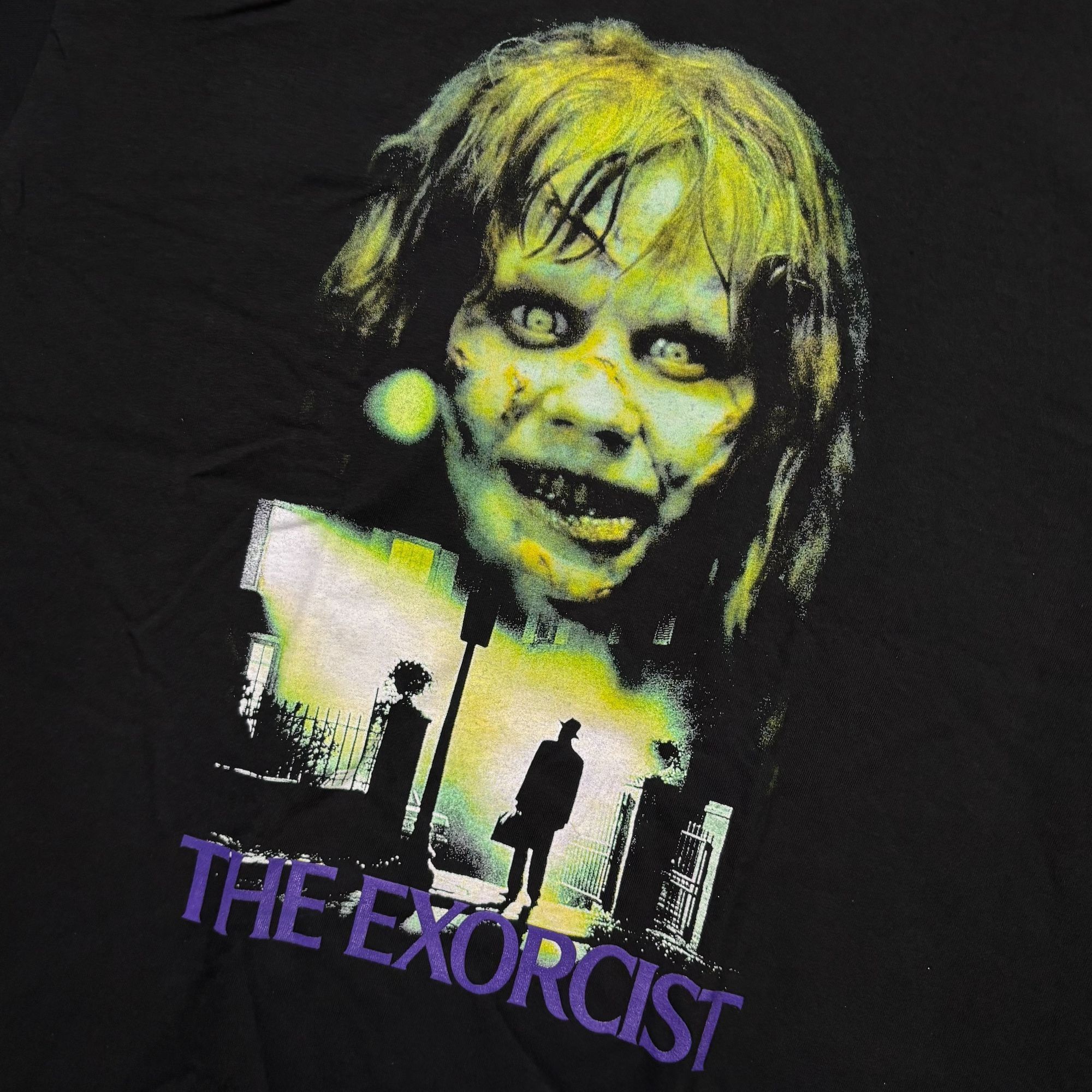 Universal Studios The Exorcist Possessed Regan Horror Movie Poster Tee XL Size US XL / EU 56 / 4 - 4 Thumbnail
