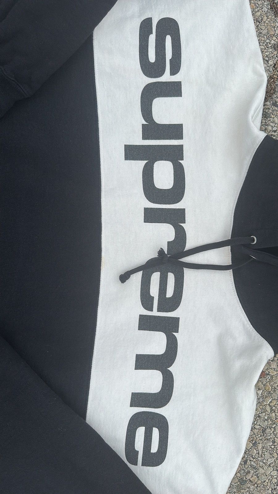 Supreme Supreme Blocked Hooded Sweatshirt FW17 Size US XL / EU 56 / 4 - 4 Thumbnail