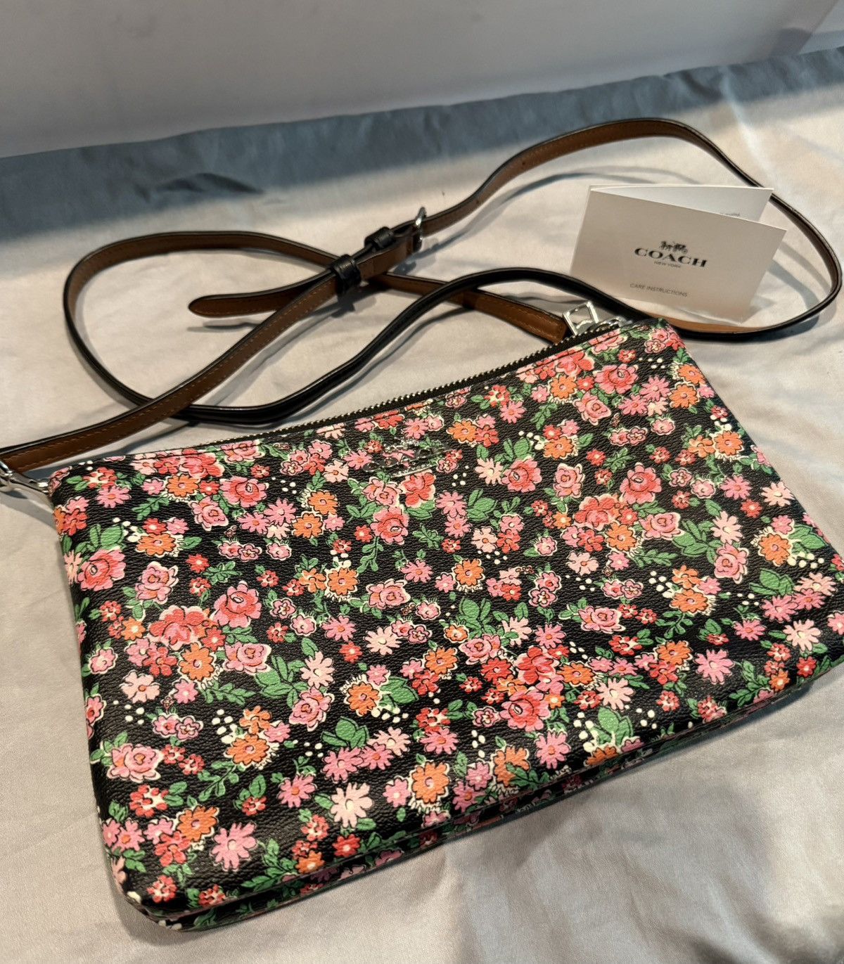 Coach AUTHENTIC COACH Floarl Bag Size ONE SIZE - 1 Thumbnail