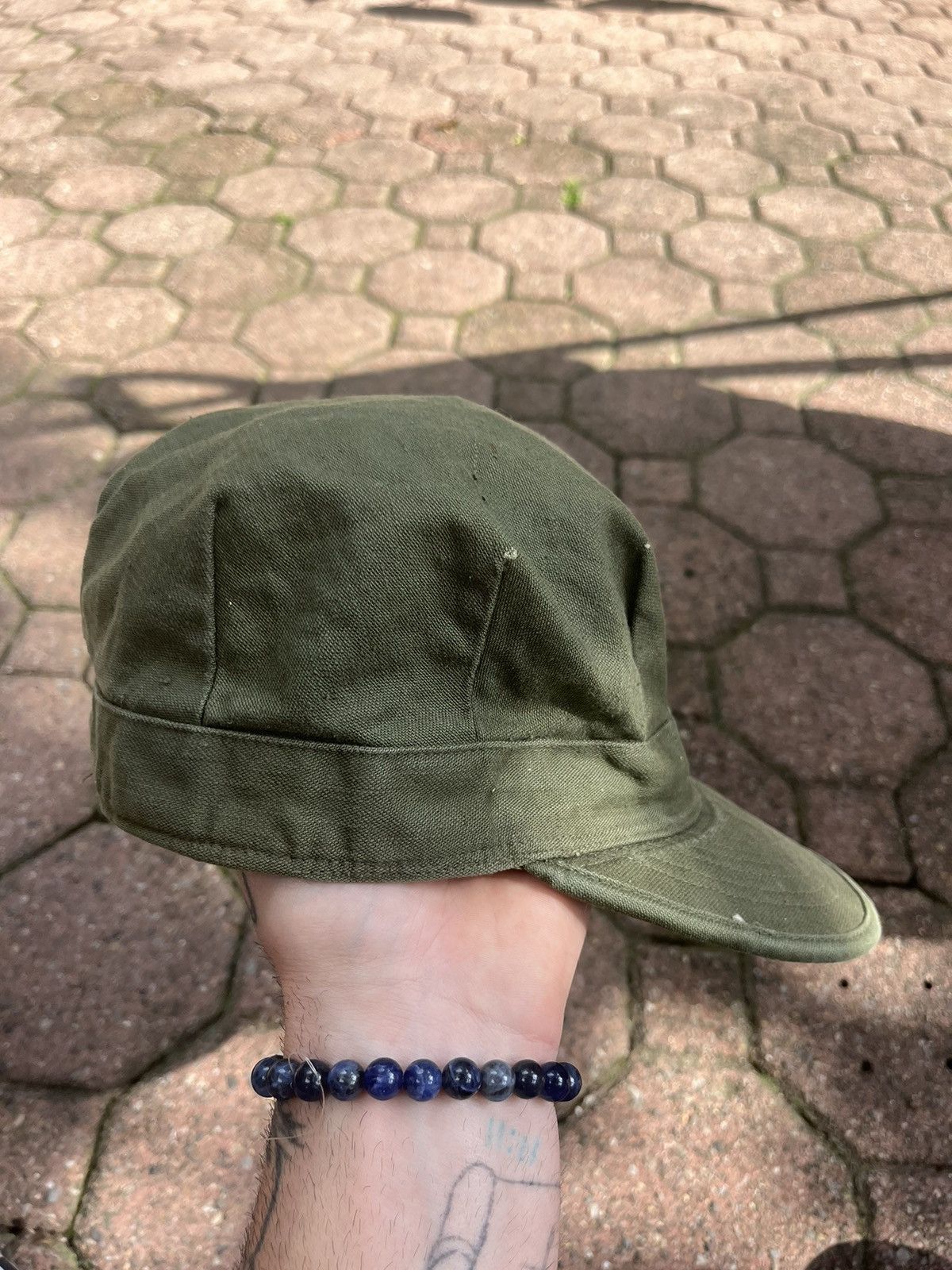 Vintage Vintage WW2 Military Hat Stylish Unique Pinned Size ONE SIZE - 6 Thumbnail