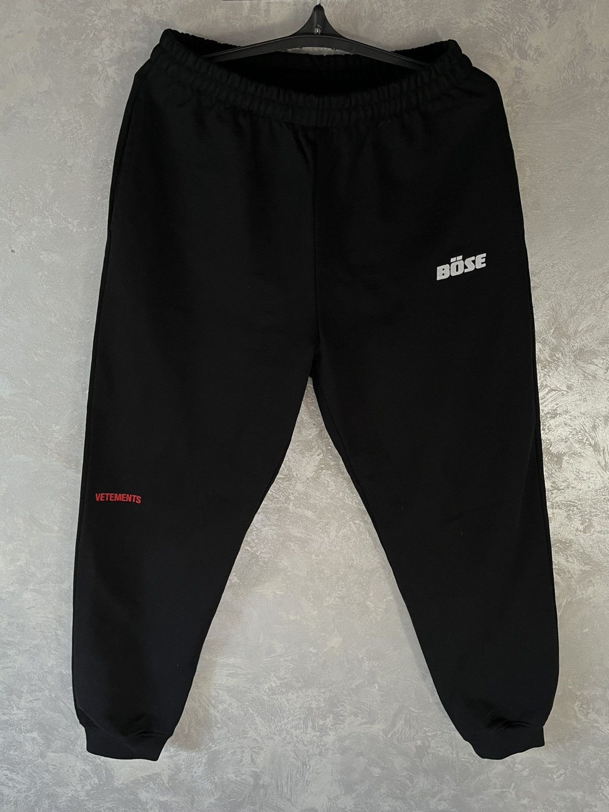 Vetements Vetements Bose Angry Sweatpants Size US 32 / EU 48 - 1 Thumbnail
