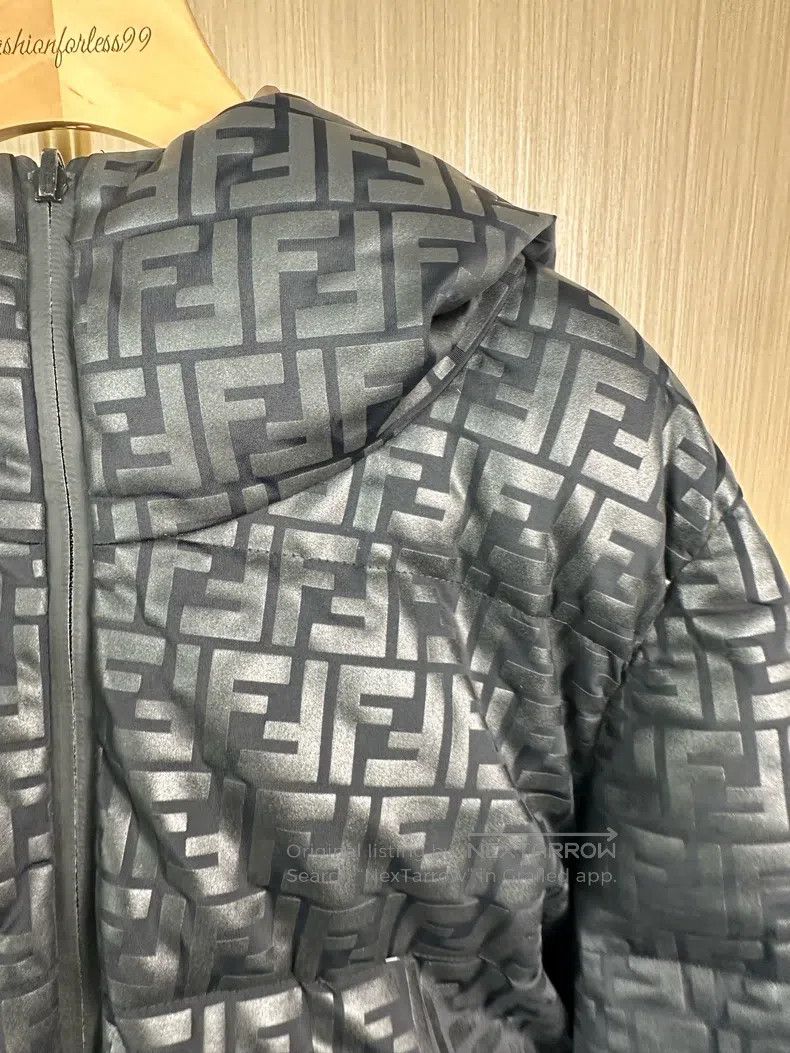 Fendi Fendi Double-Sided Full Print Logo Down Jacket Size M / US 6-8 / IT 42-44 - 3 Thumbnail