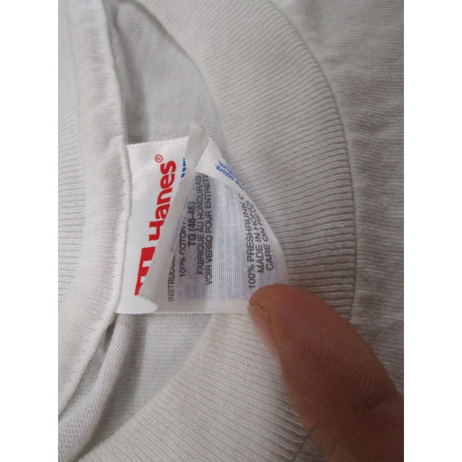 Vintage VINTAGE Mary Engelbreit ME Mountain shirt XL White Crew Neck Short Sleeve Womens 90s 80s Mary Engelbreit Logo Size XL / US 12-14 / IT 48-50 - 4 Thumbnail