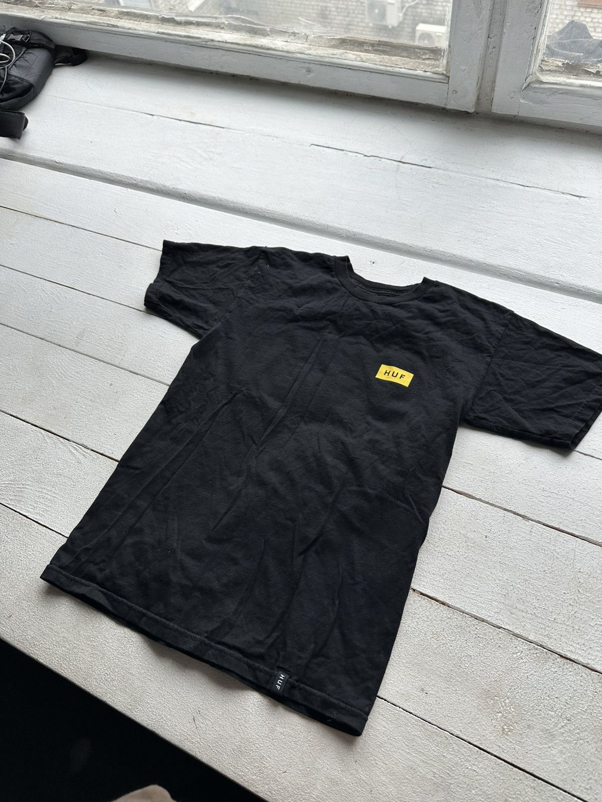 Huf × Vintage ❗️HUF vintage 90s BIG LOGO t shirt sk8 rap black Size US S / EU 44-46 / 1 - 4 Thumbnail