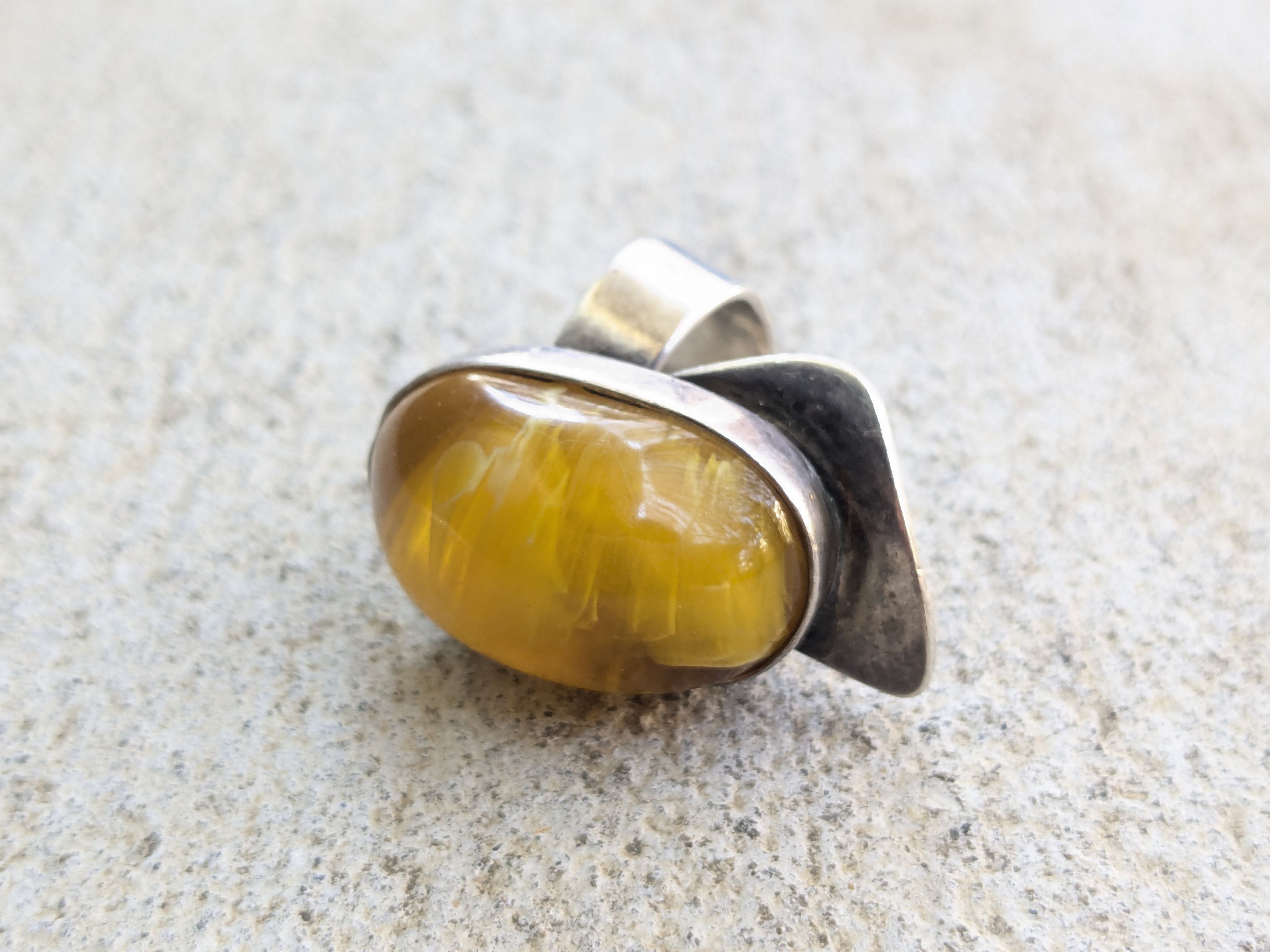 Jewelry Vintage Sterling Silver Ring Amber 5.75 Asymmetrical Size ONE SIZE - 6 Thumbnail