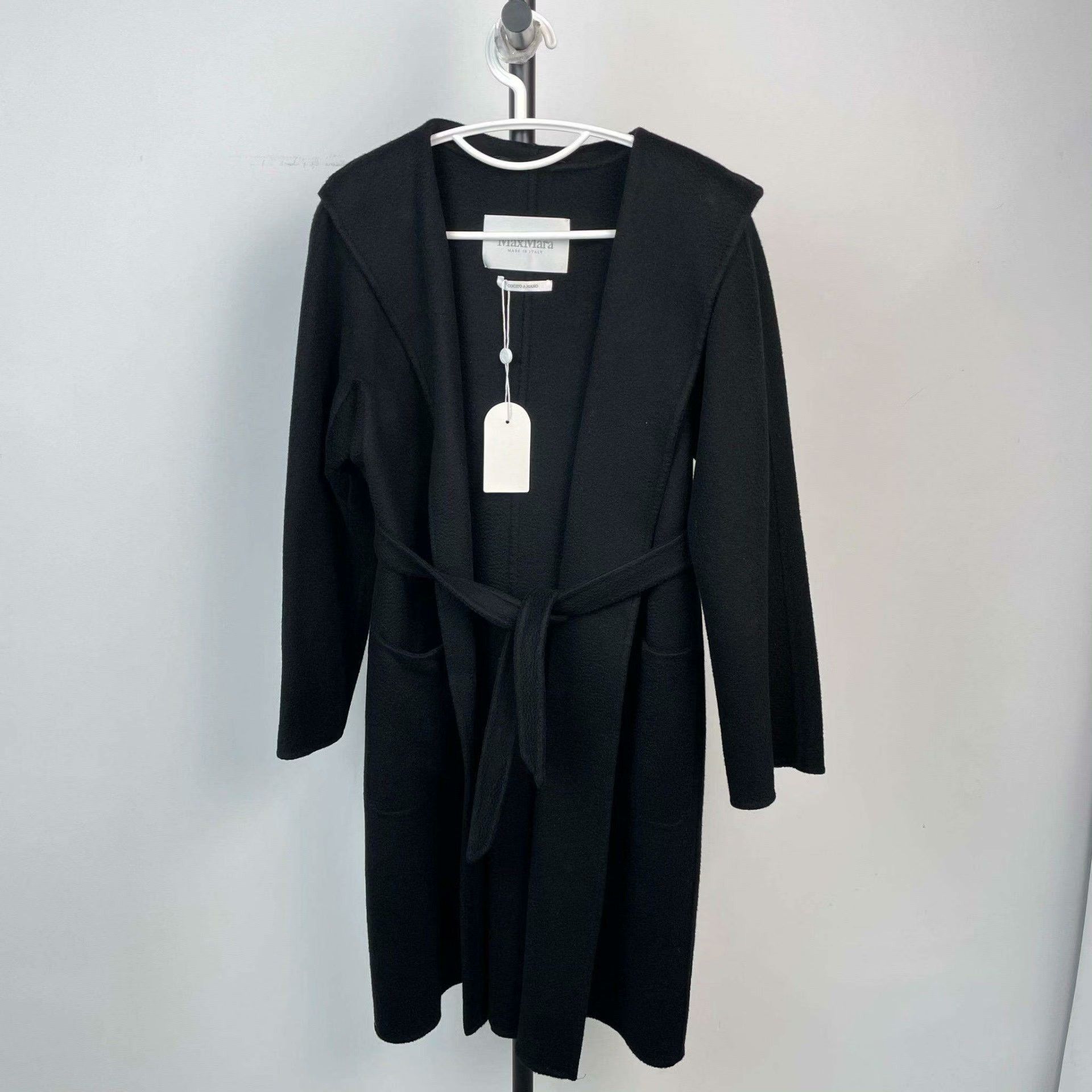 Max Mara Max Mara Coat XS Women Size XS / US 0-2 / IT 36-38 - 1 Thumbnail
