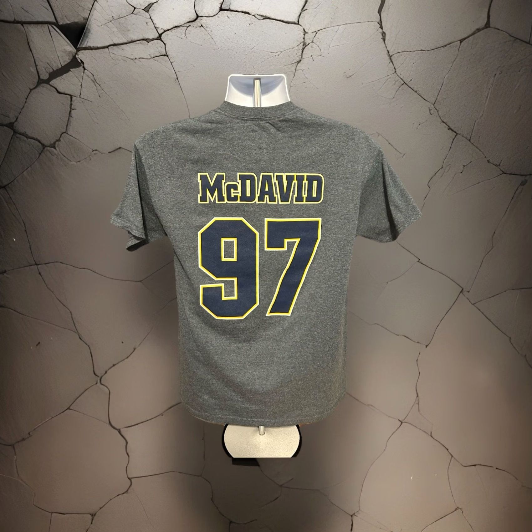 Gildan Connor Mcdavid Erie Otters Shirt Men Medium Gray Short Sleeve Minor League Size US M / EU 48-50 / 2 - 5 Thumbnail